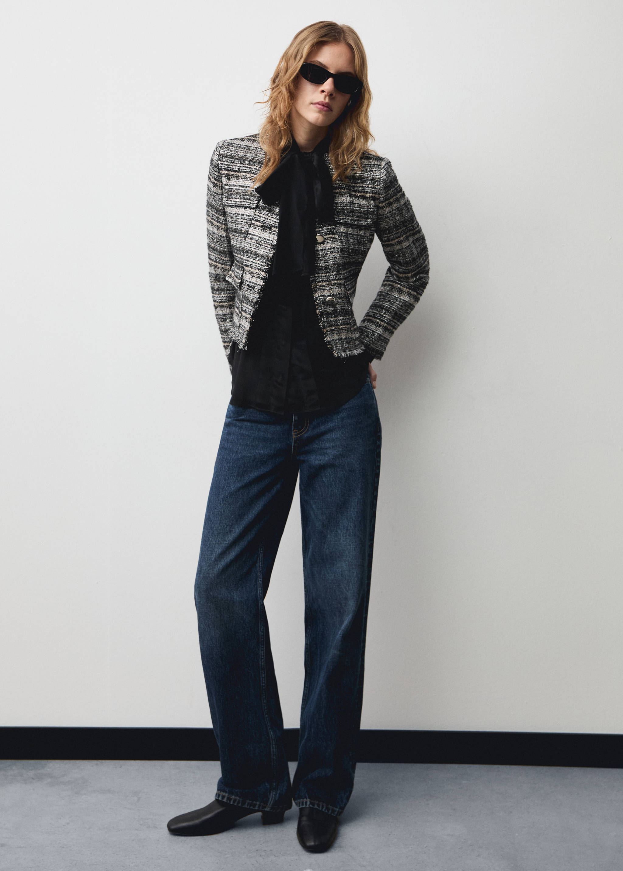 Satin shirt with bow - General plane