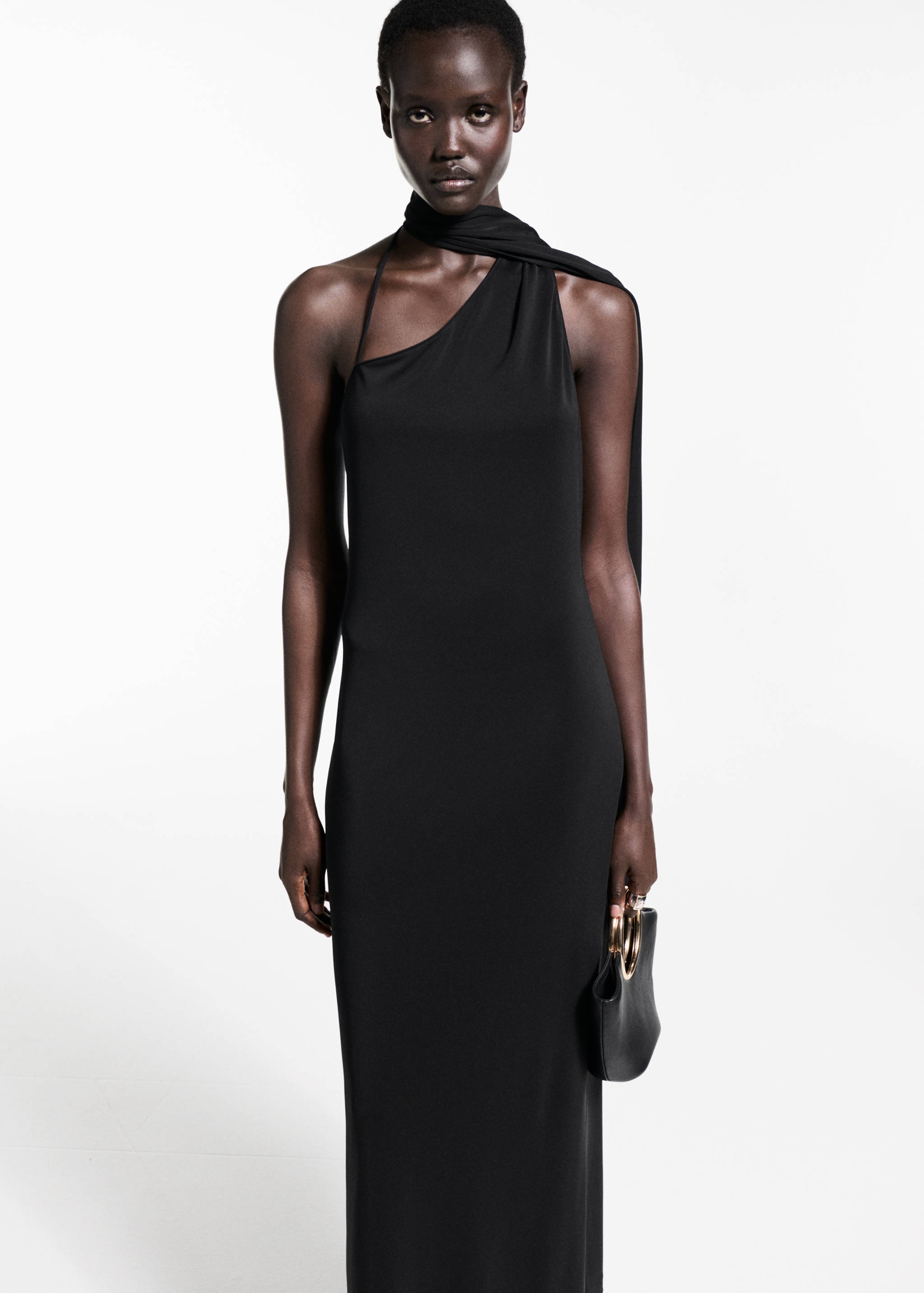 Robe asymétrique col nœud - Plan moyen