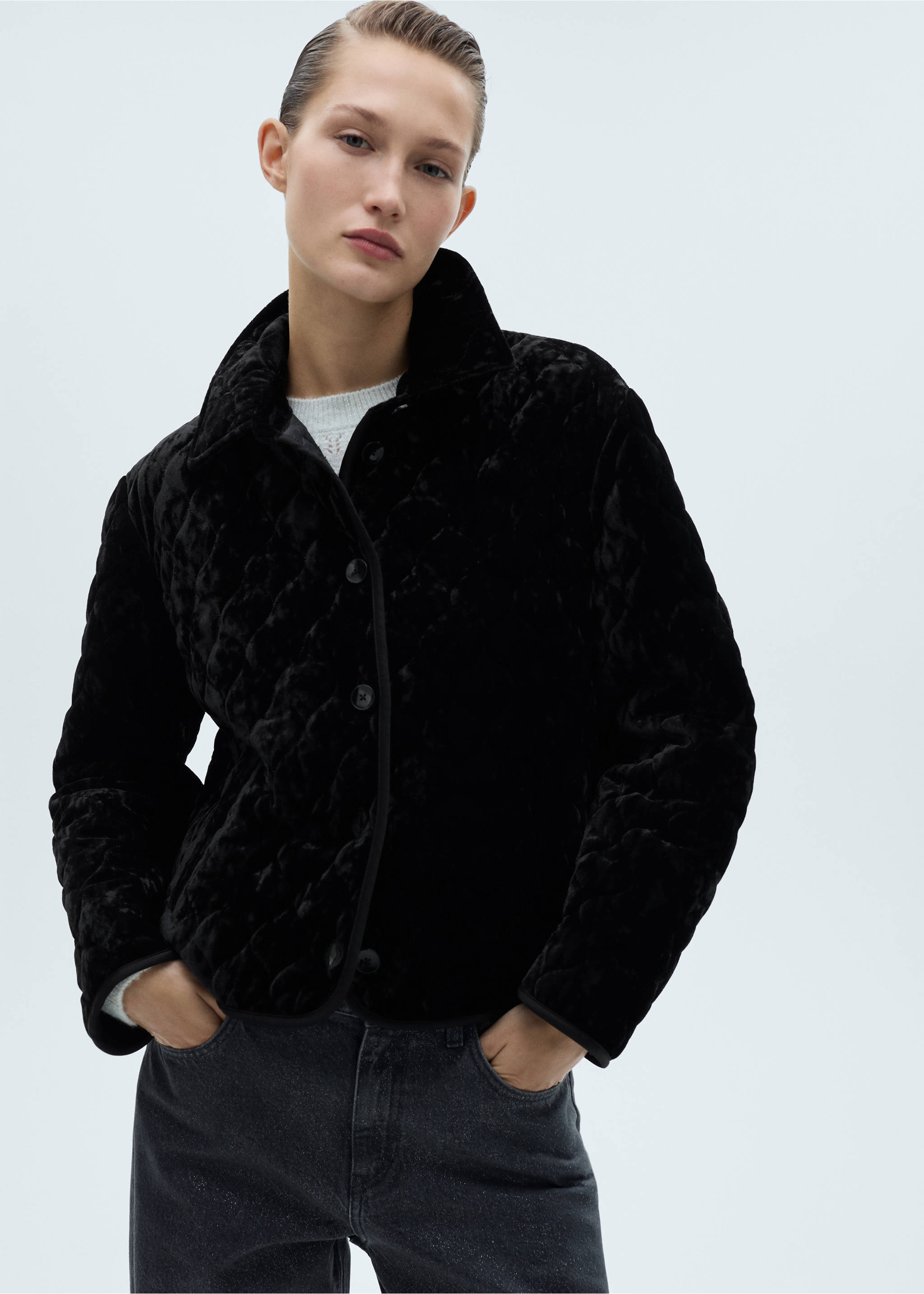 Chaqueta reversible acolchada terciopelo - Plano medio, Negro. Ref: 77079066-00.