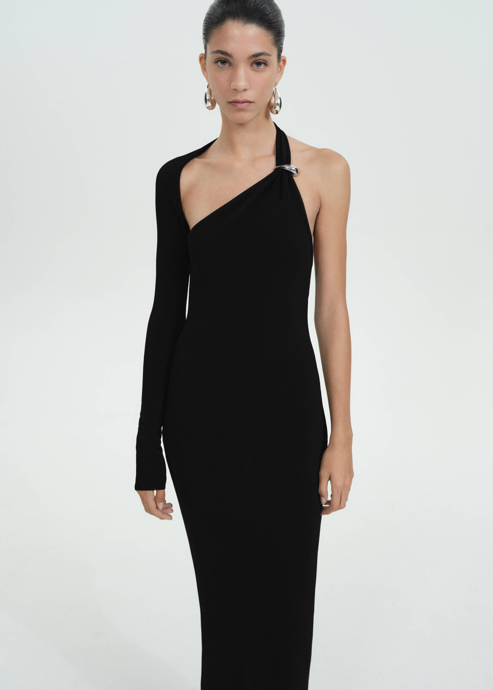 Open-back asymmetrical knitted dress - Medium plane