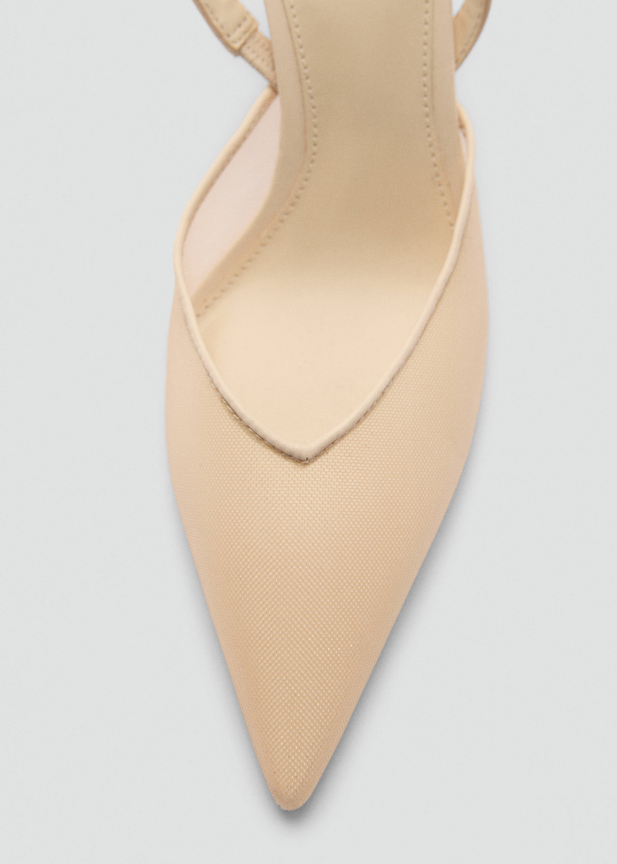 Mesh shoe with heel - Details of the article 2