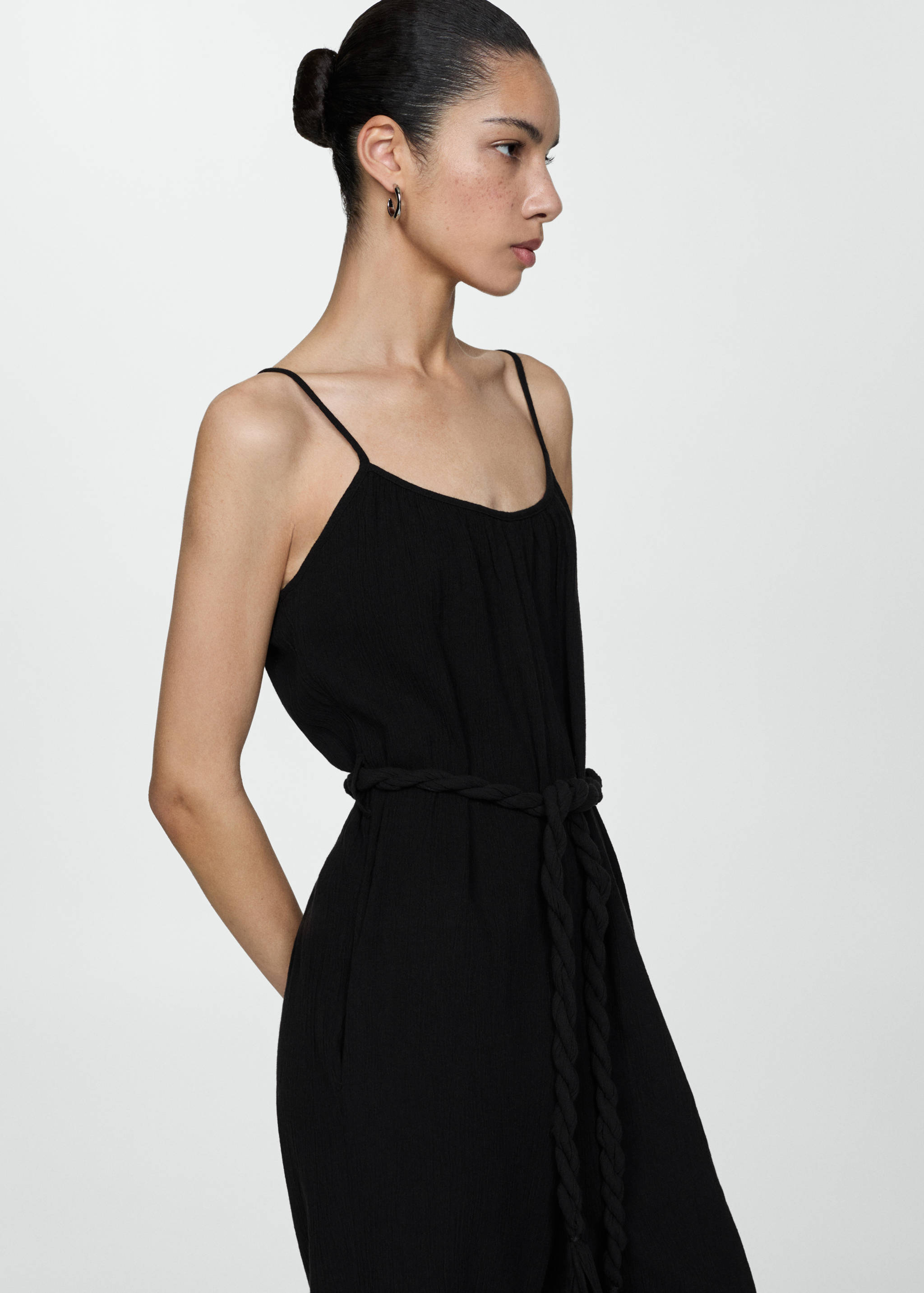 Combinaison bretelles cordon - Plan moyen