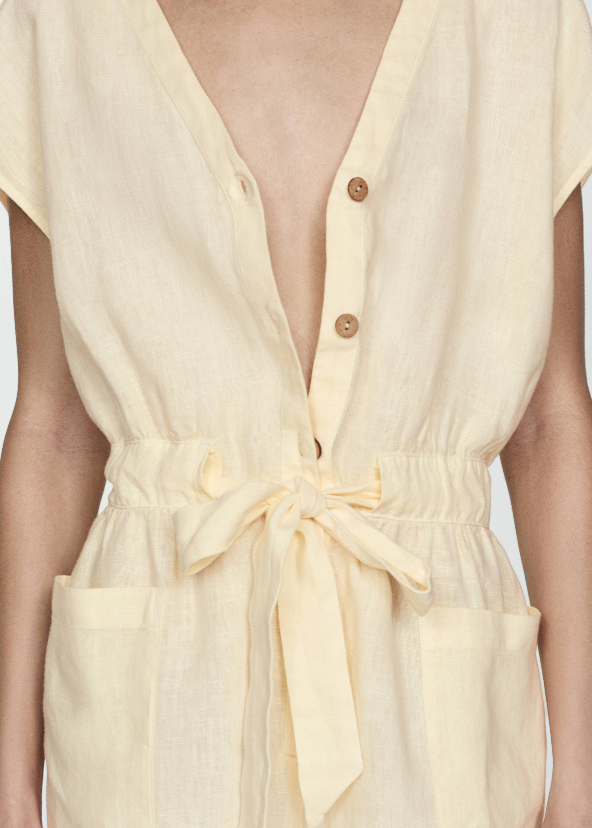 Short linen jumpsuit with bow - Details of the article 6