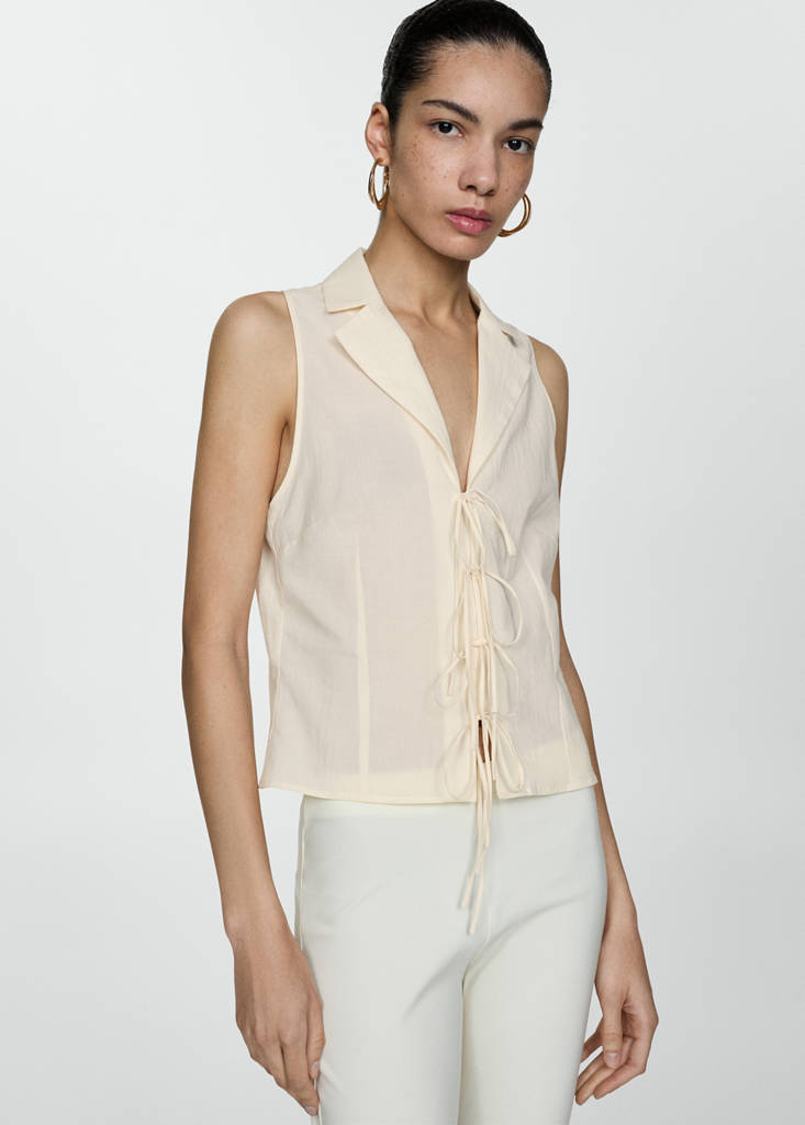 Sleeveless blouse with bows — Ecru