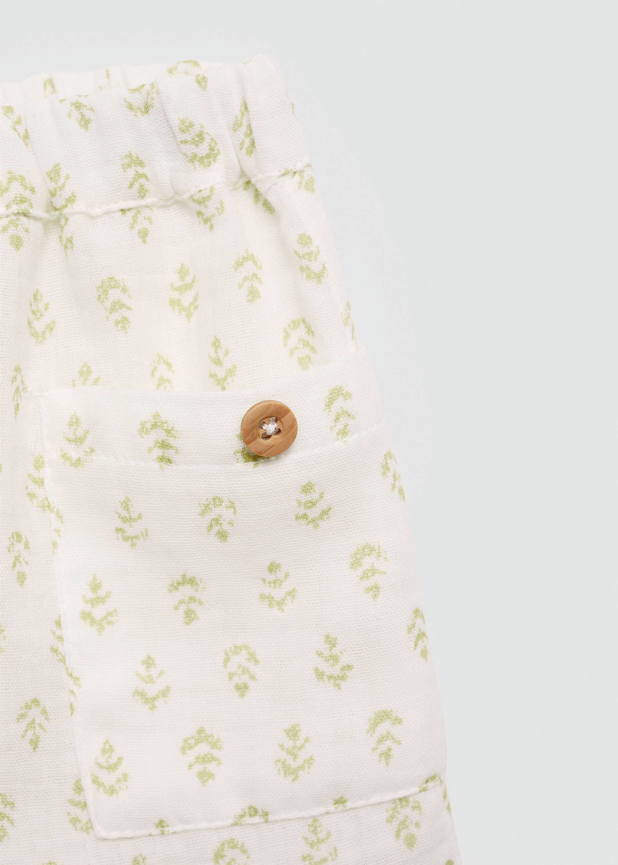 Printed cotton-blend short - Details of the article 0