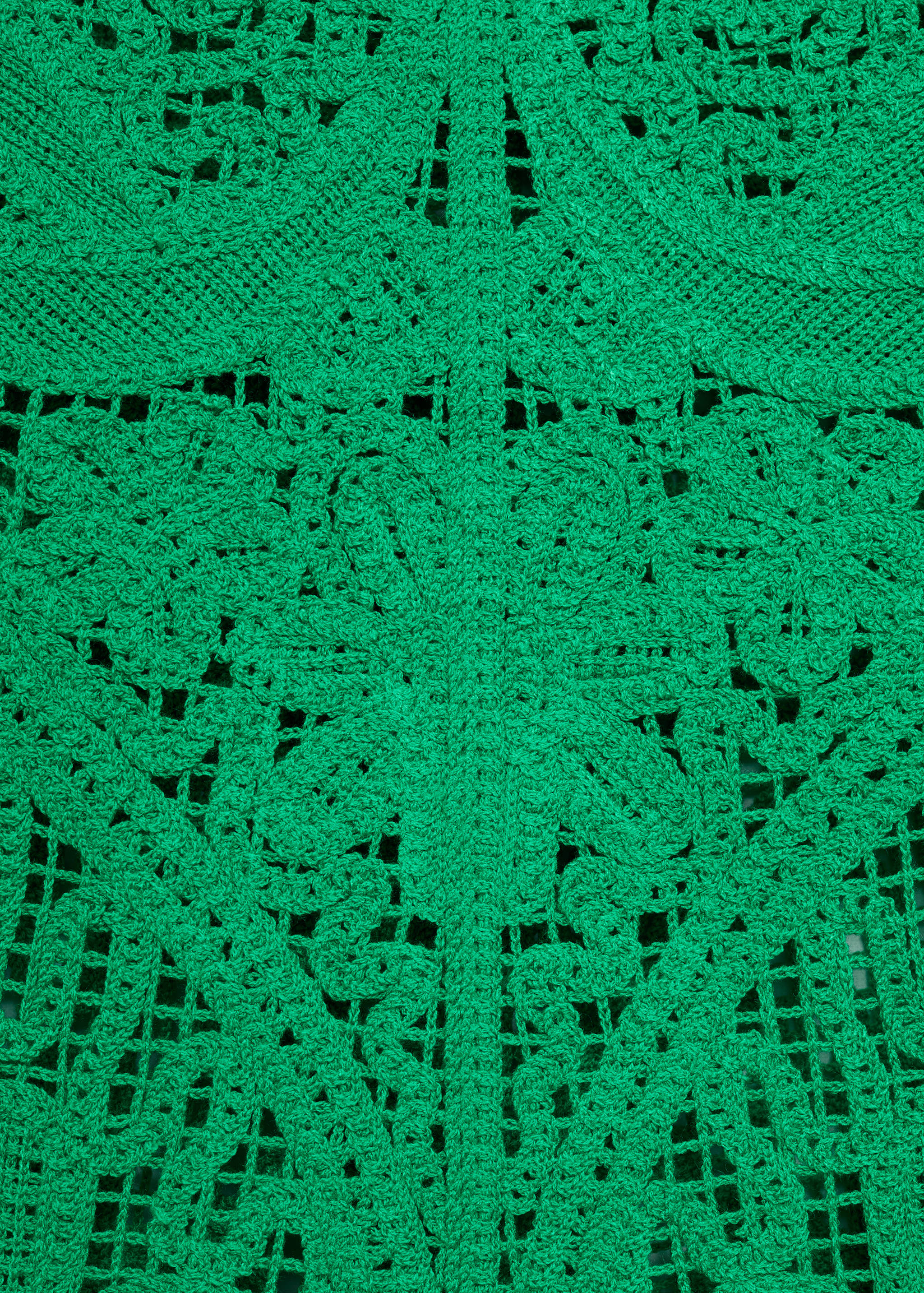 Crochet top with flowers - Details of the article 0