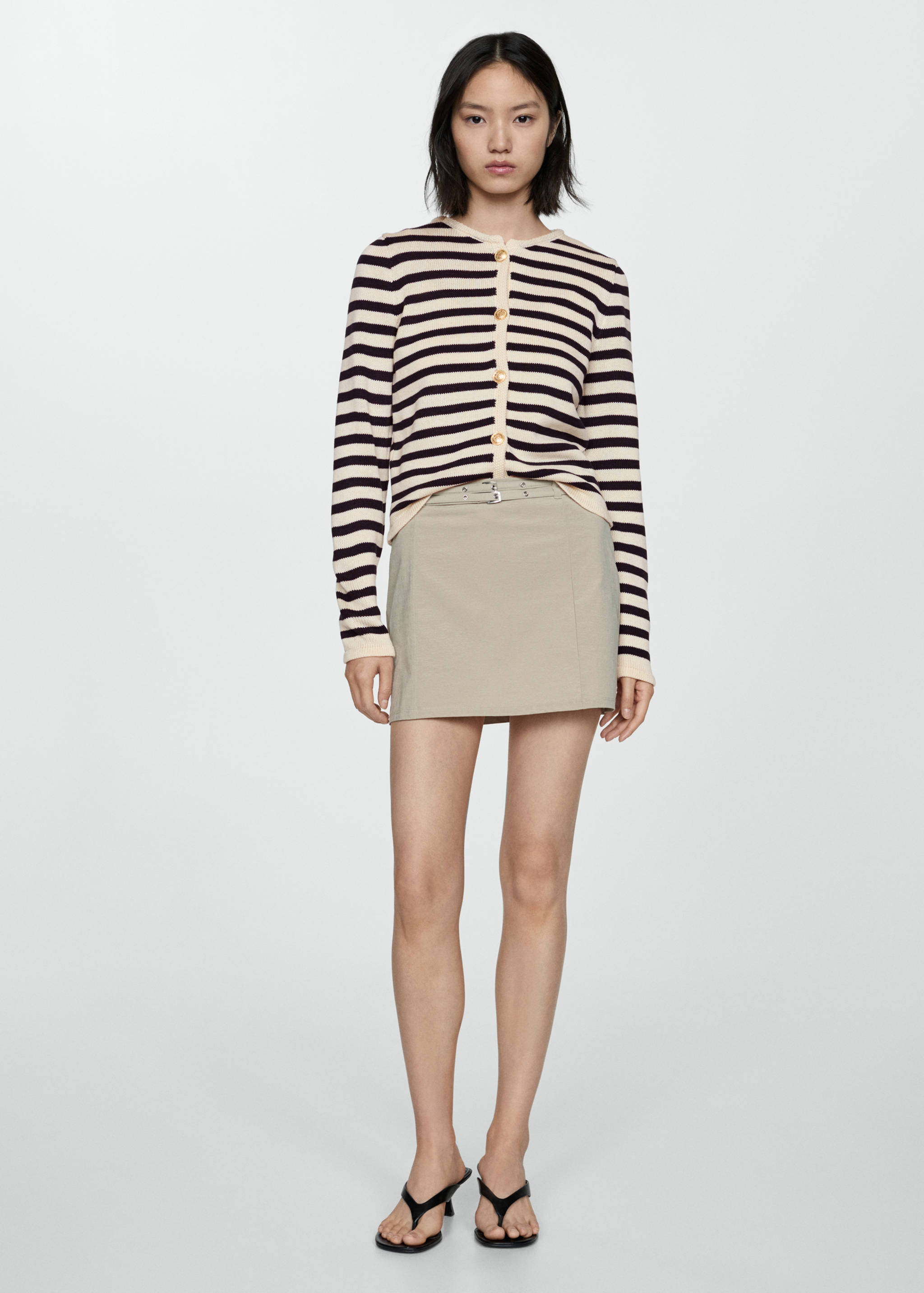 Knitted cardigan with jewel button - General plane