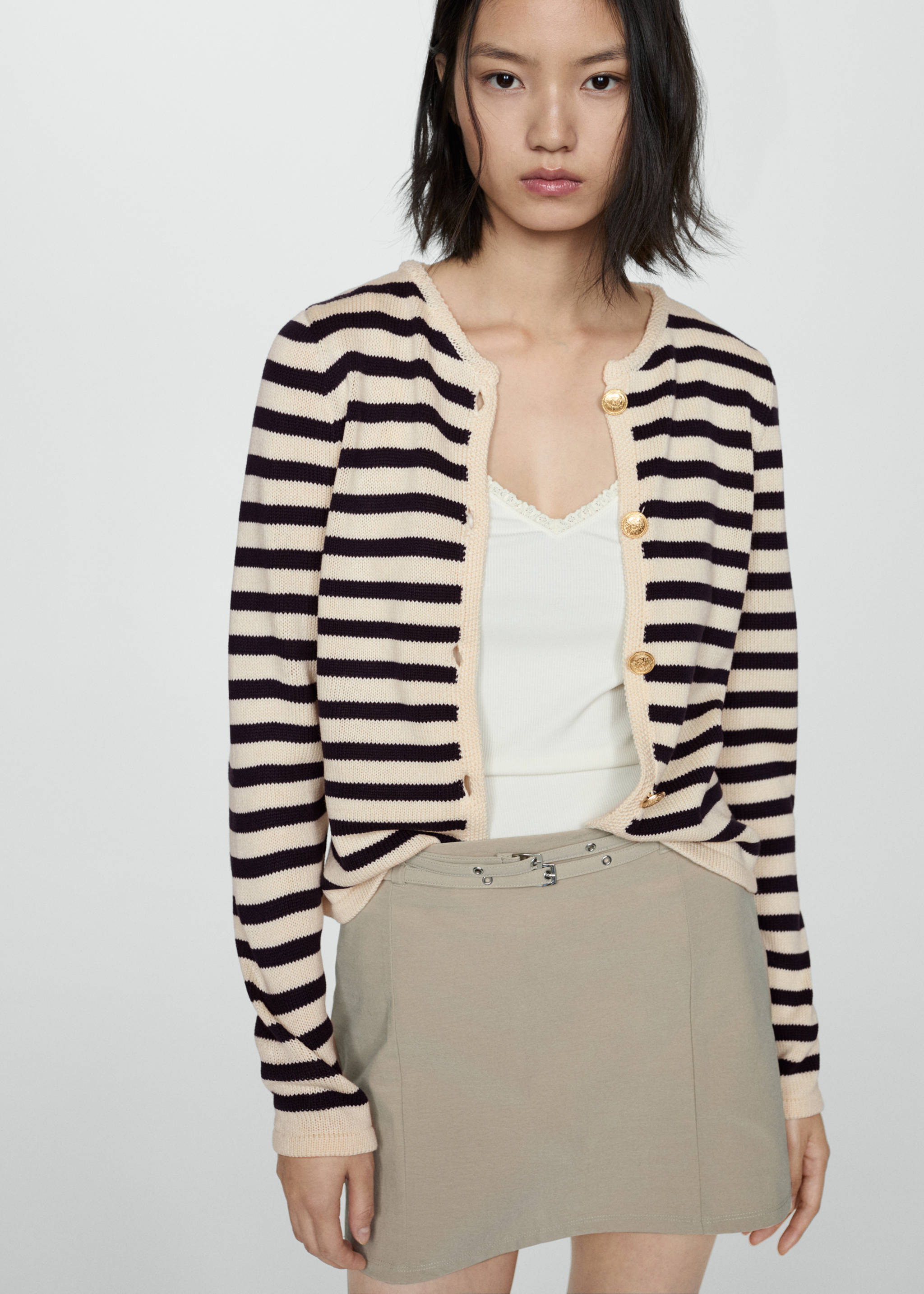 Knitted cardigan with jewel button - Medium plane