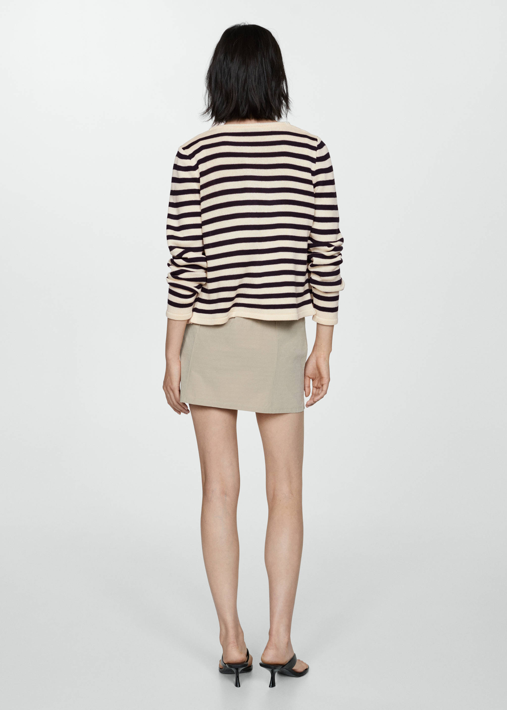 Knitted cardigan with jewel button - Reverse of the article