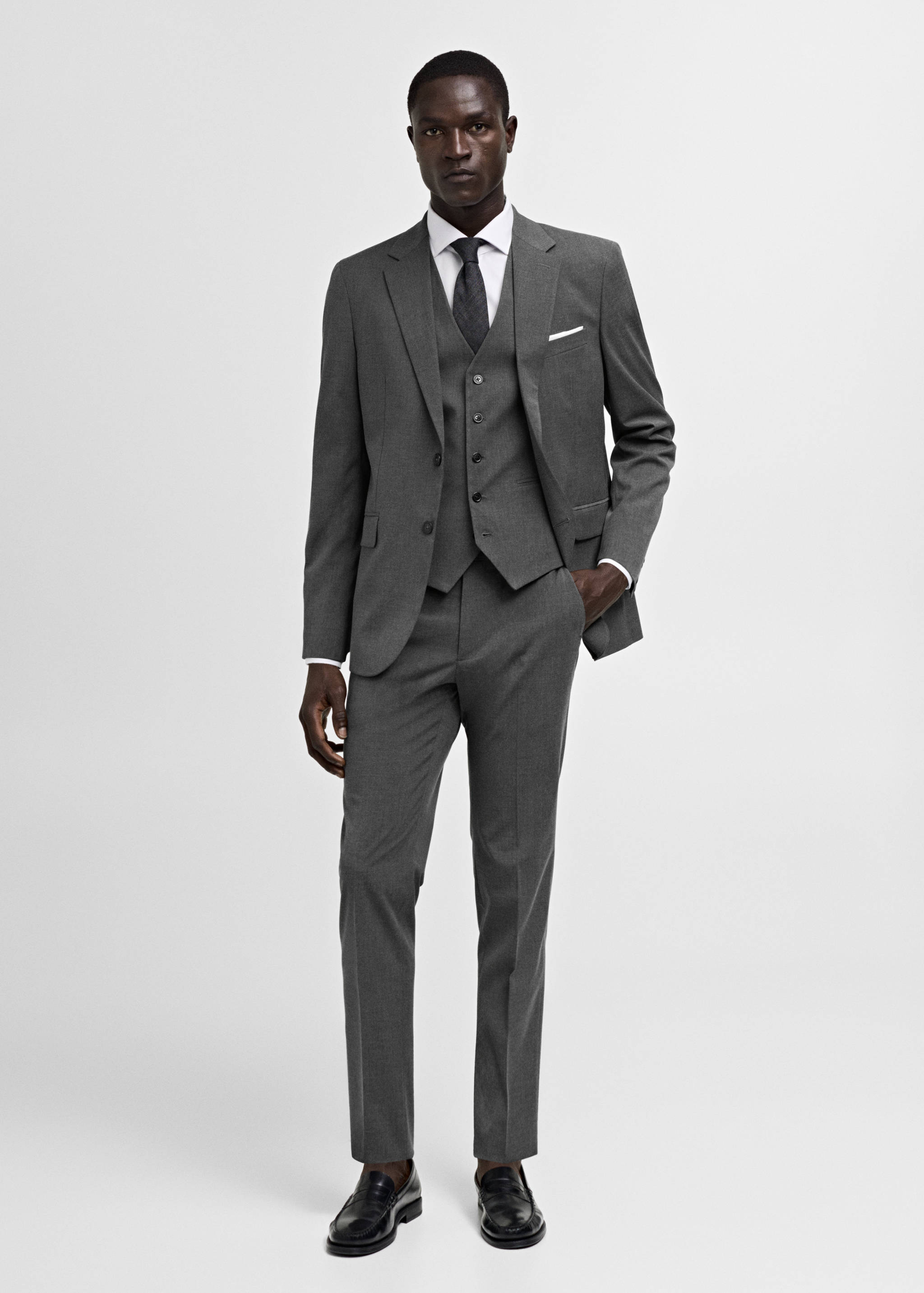 Armilla vestit slim fit teixit strech - Pla general