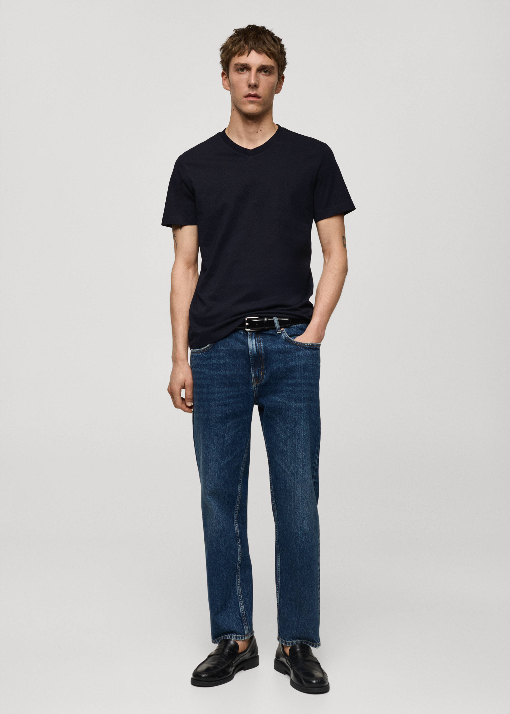 Slim-fit cotton V-neck t-shirt - General plane