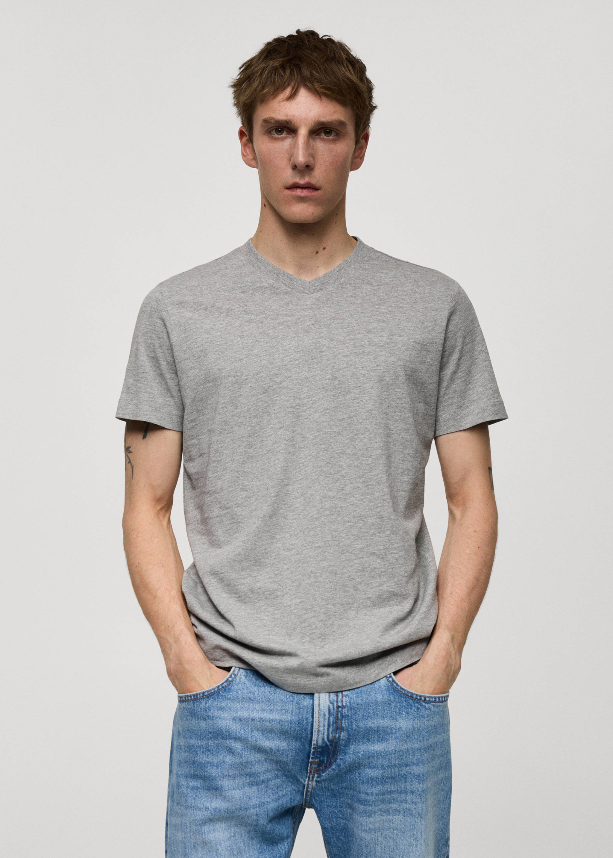 Slim-fit cotton V-neck t-shirt - Medium plane