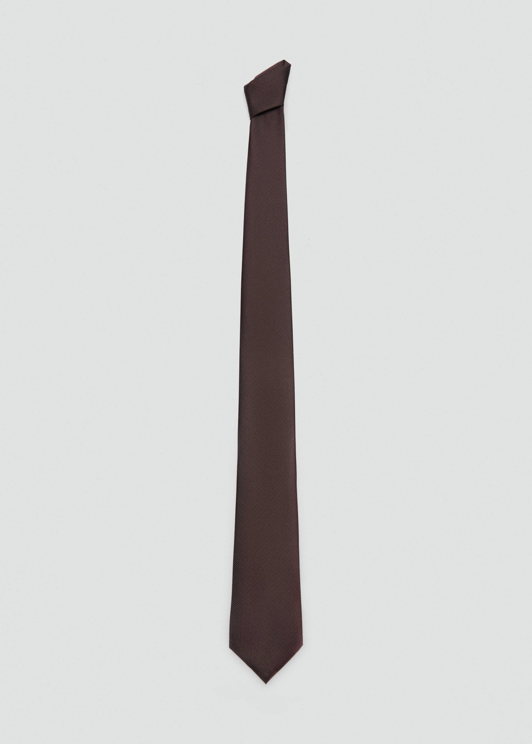 Crease-resistant structured tie - Article without model
