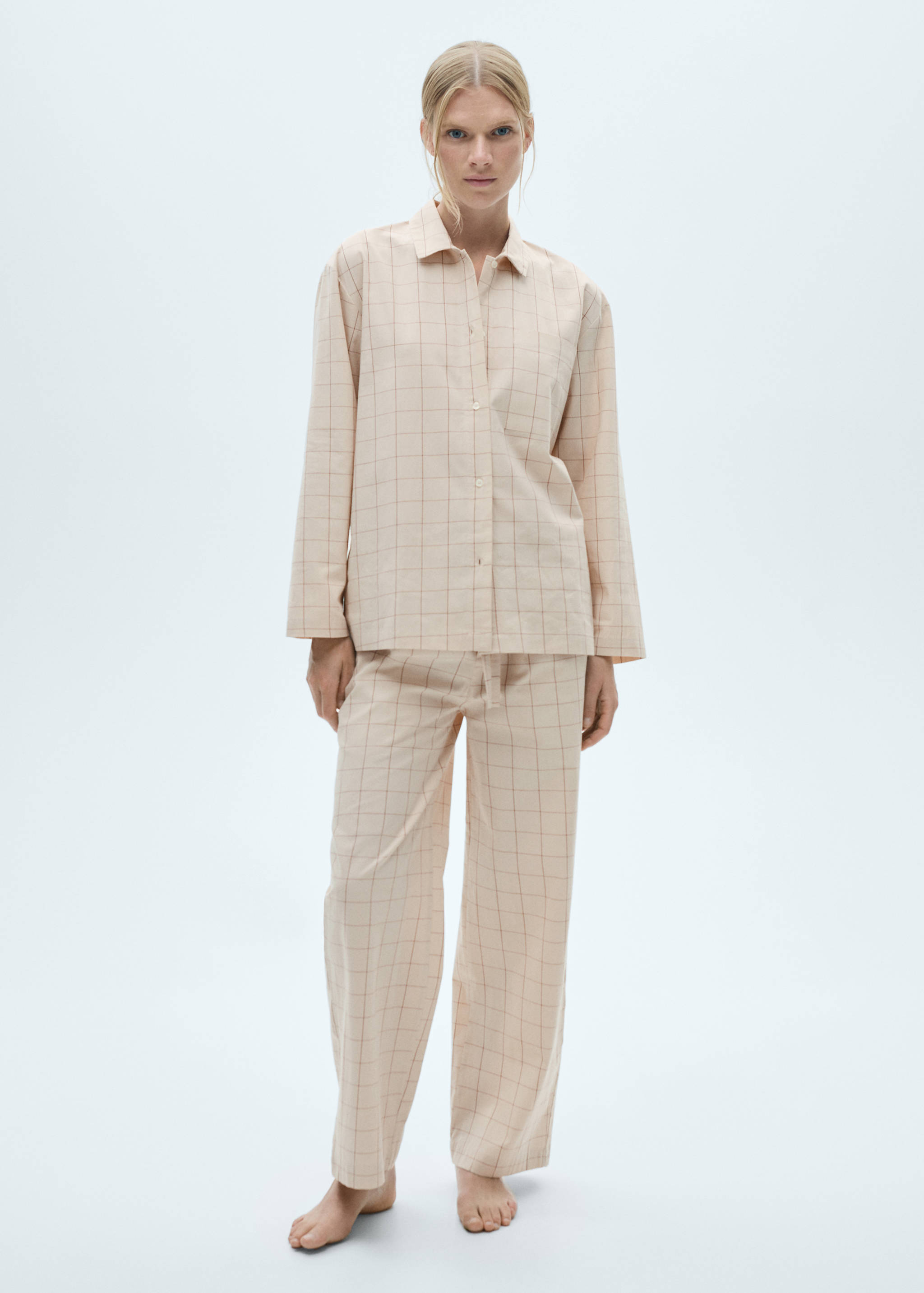 Two-piece check pyjamas - General plane