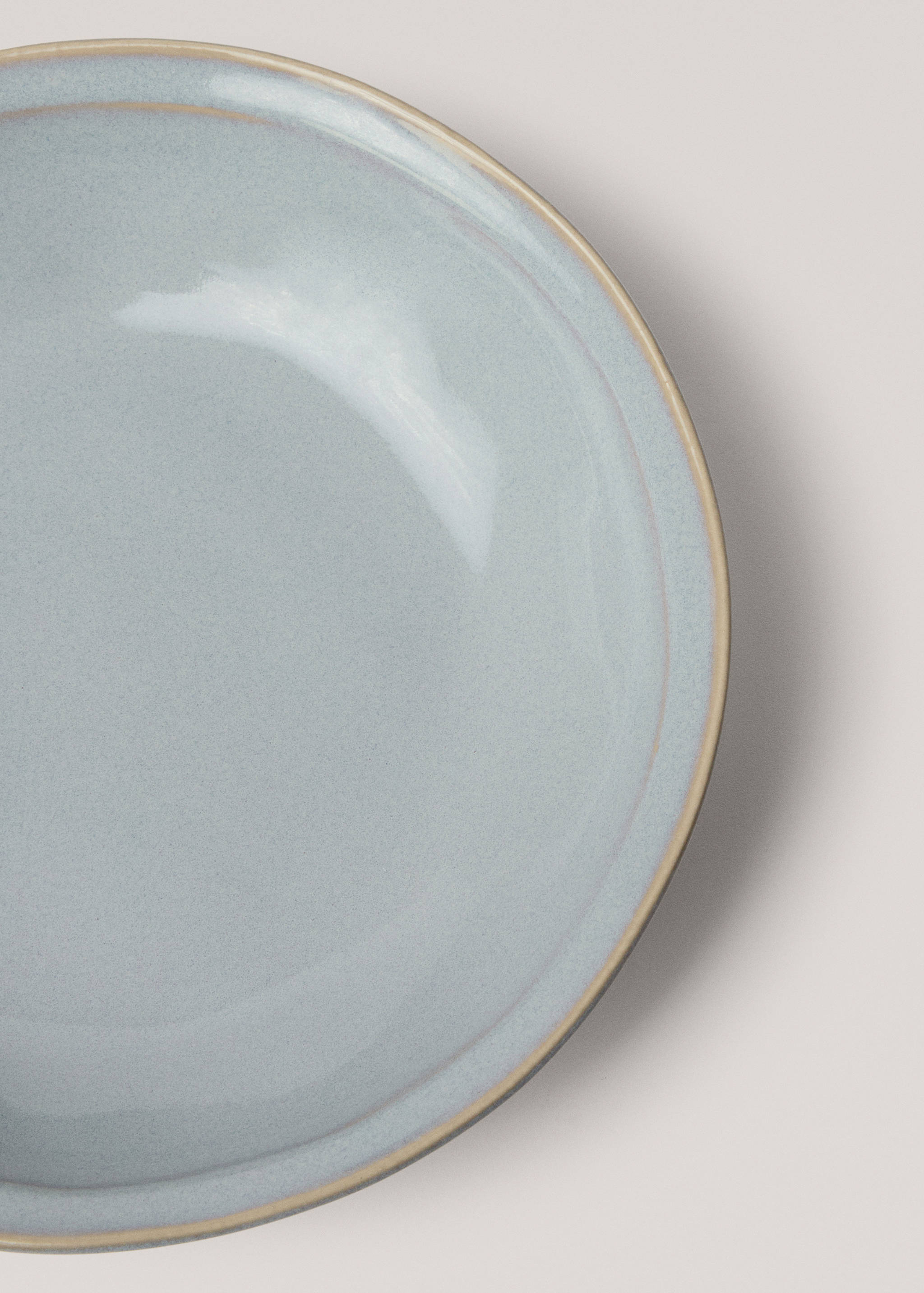 Aged double-edged stoneware deep plate - Details of the article 1