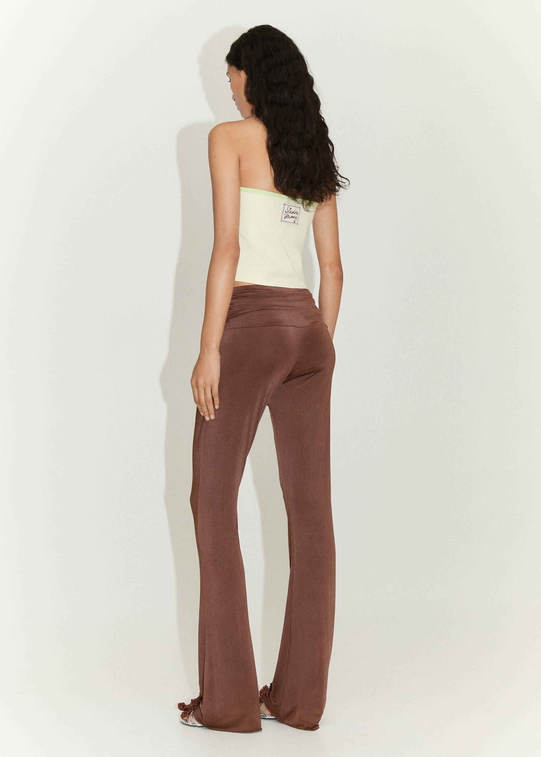 Draped turn-up trousers - Reverse of the article