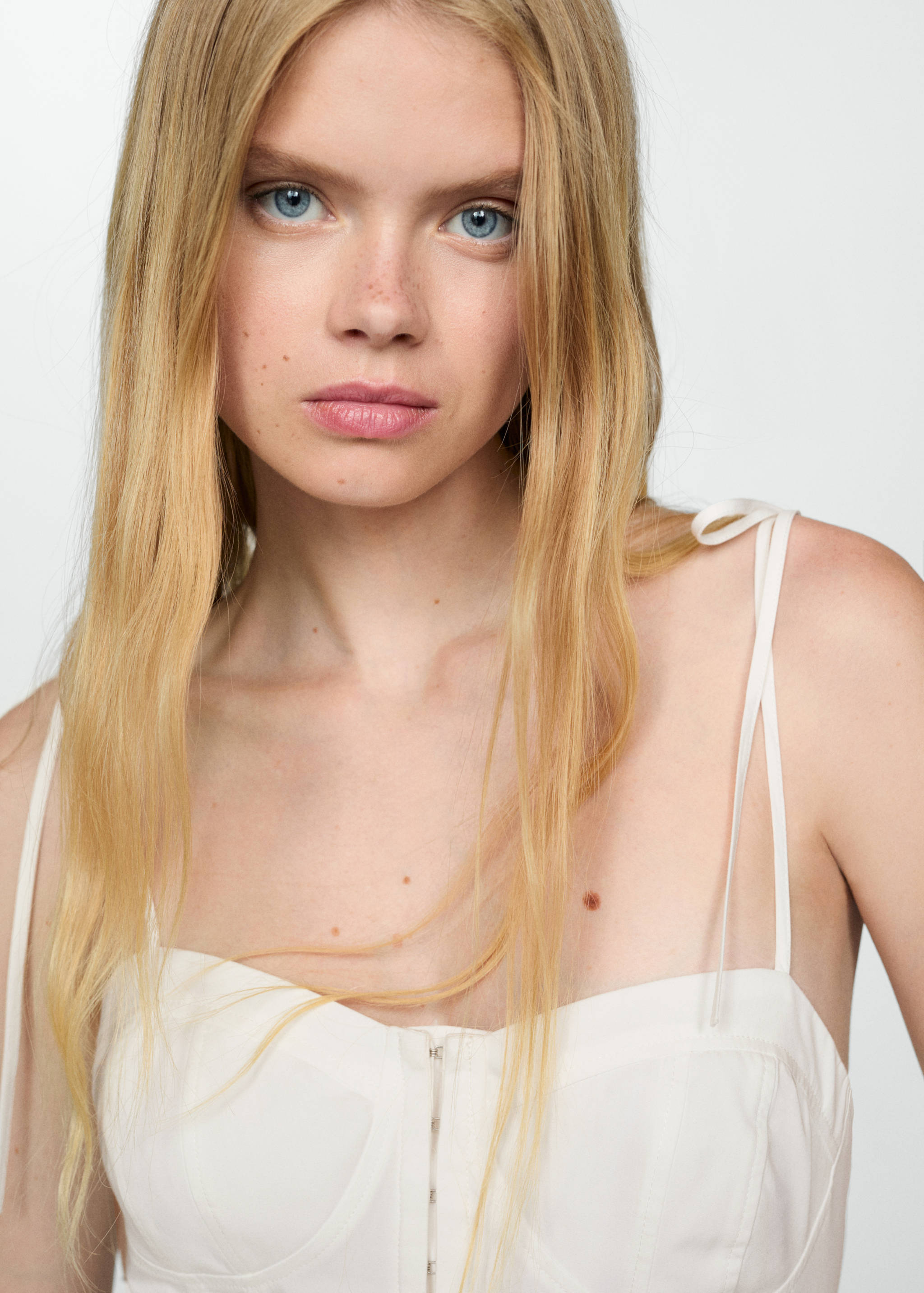 Pleated short dress - Medium plane