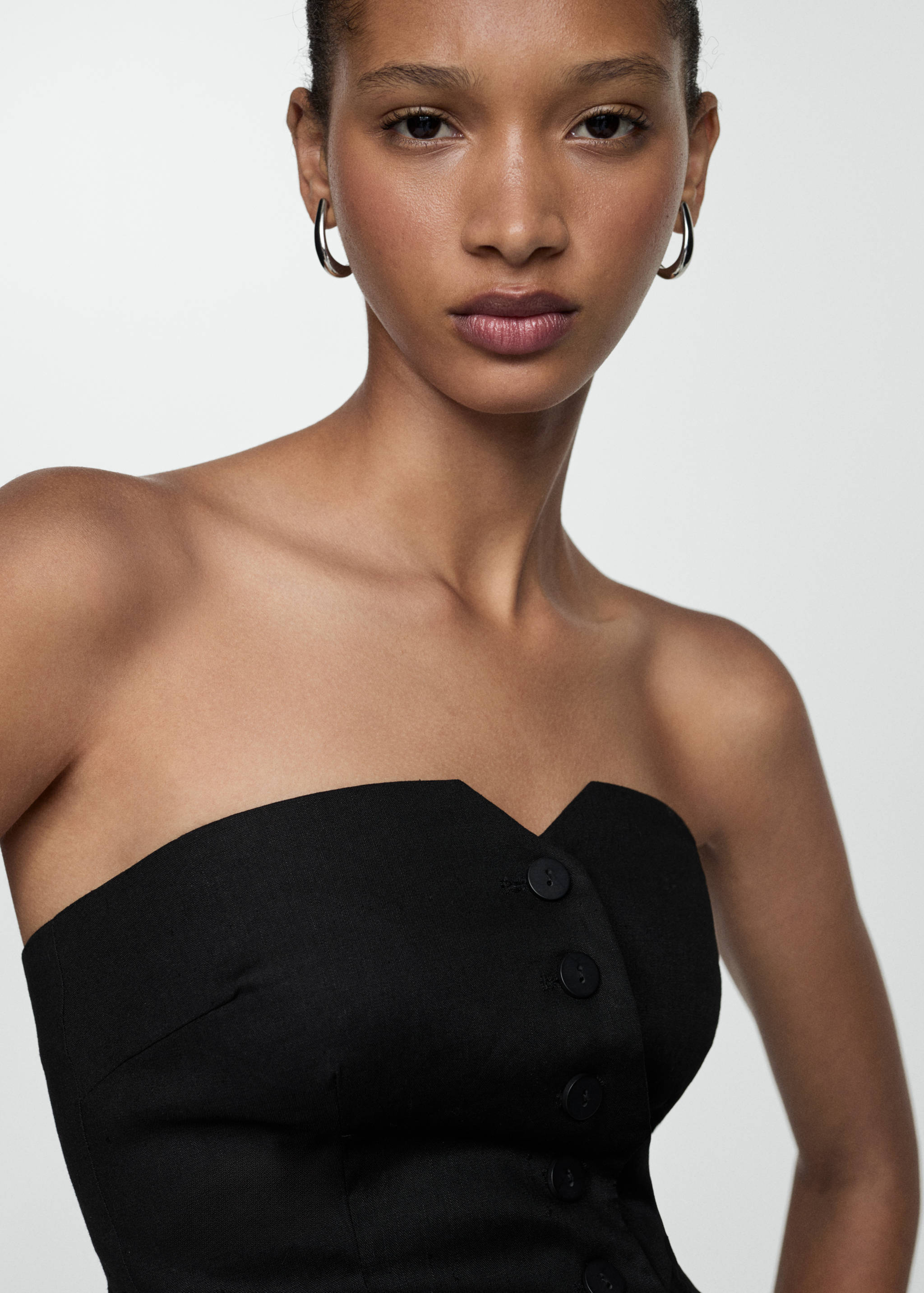 Off-the-shoulder top with buttons - Details of the article 1