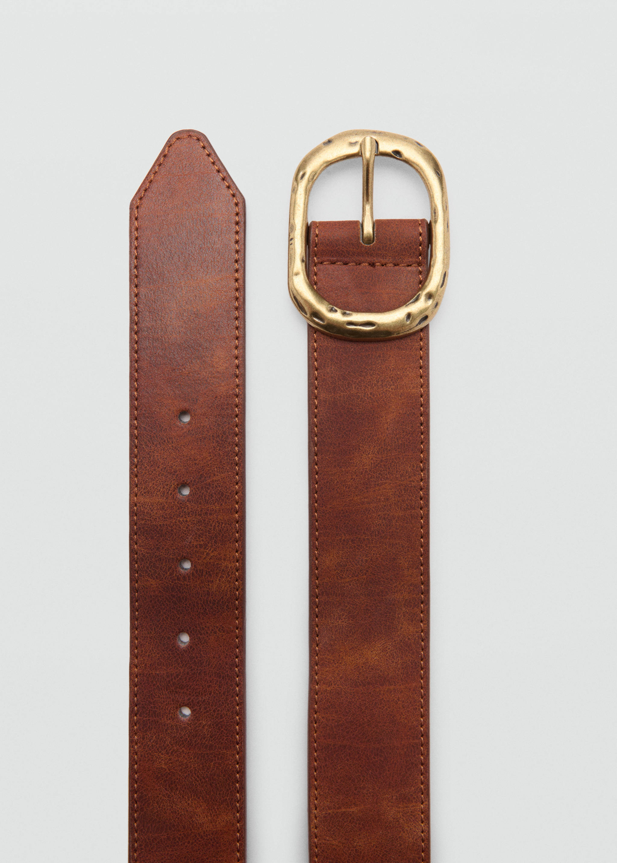 Textured belt with buckle - Details of the article 1