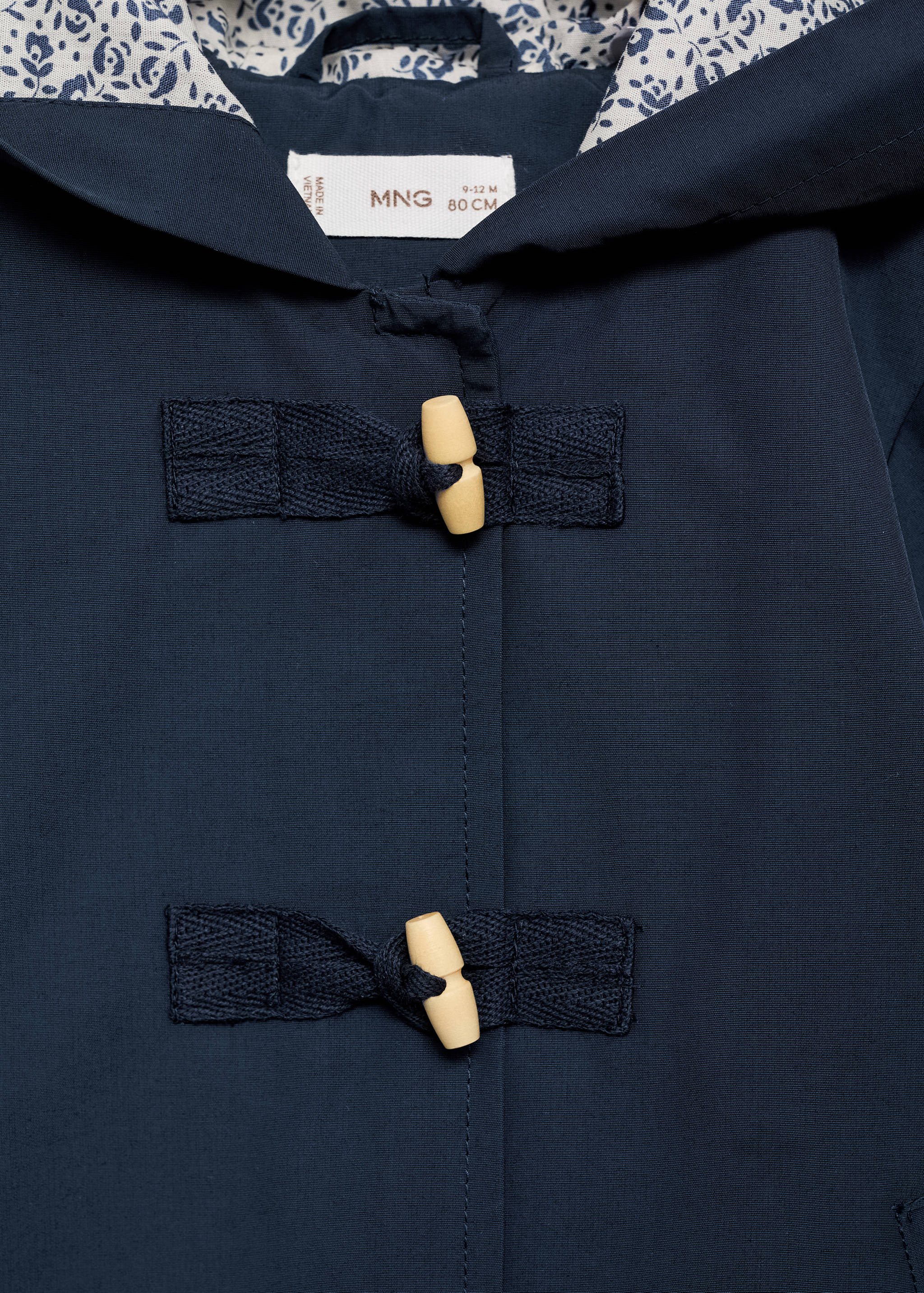Raincoat hooded jacket - Details of the article 8