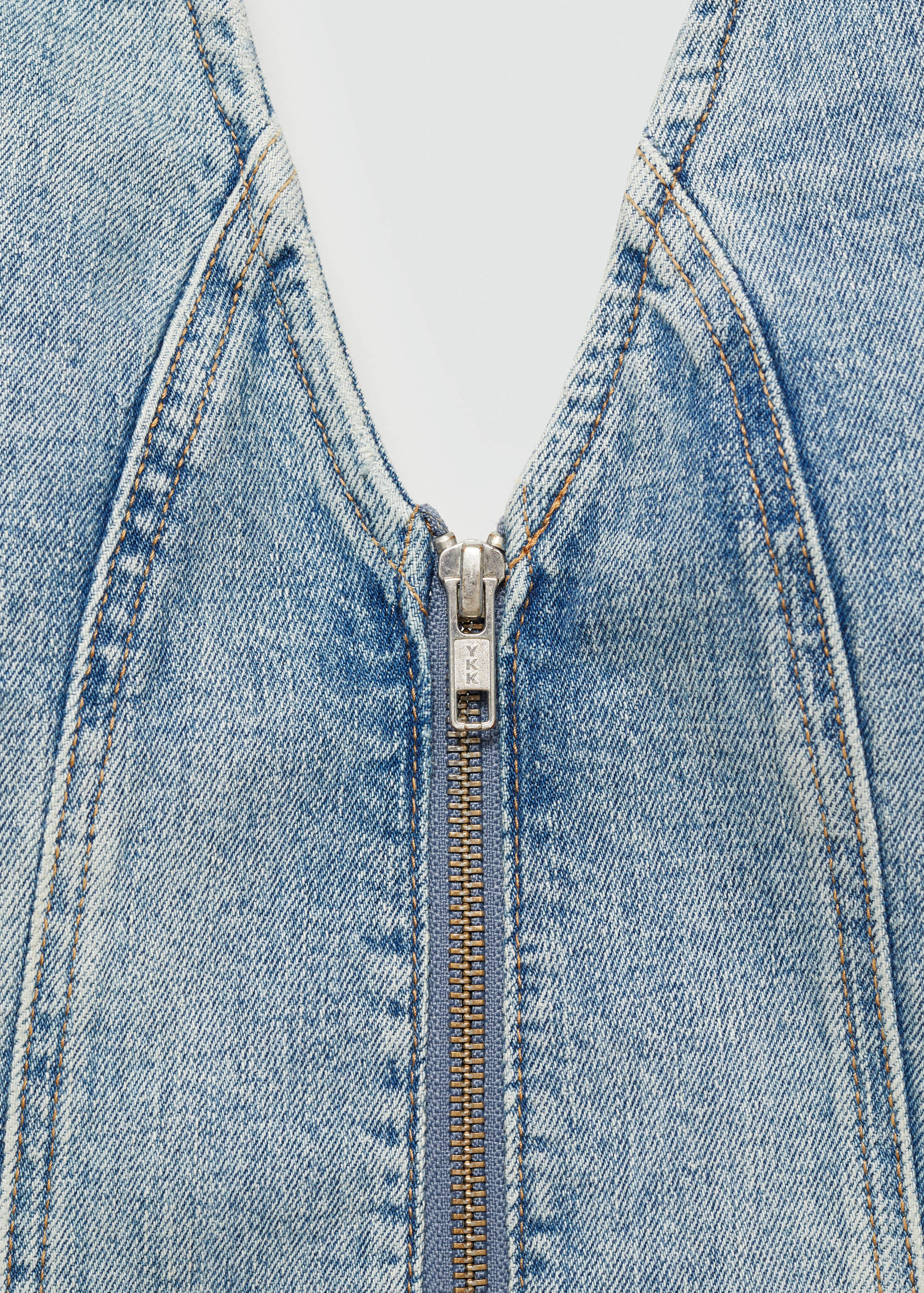 Halter-neck denim top - Details of the article 8
