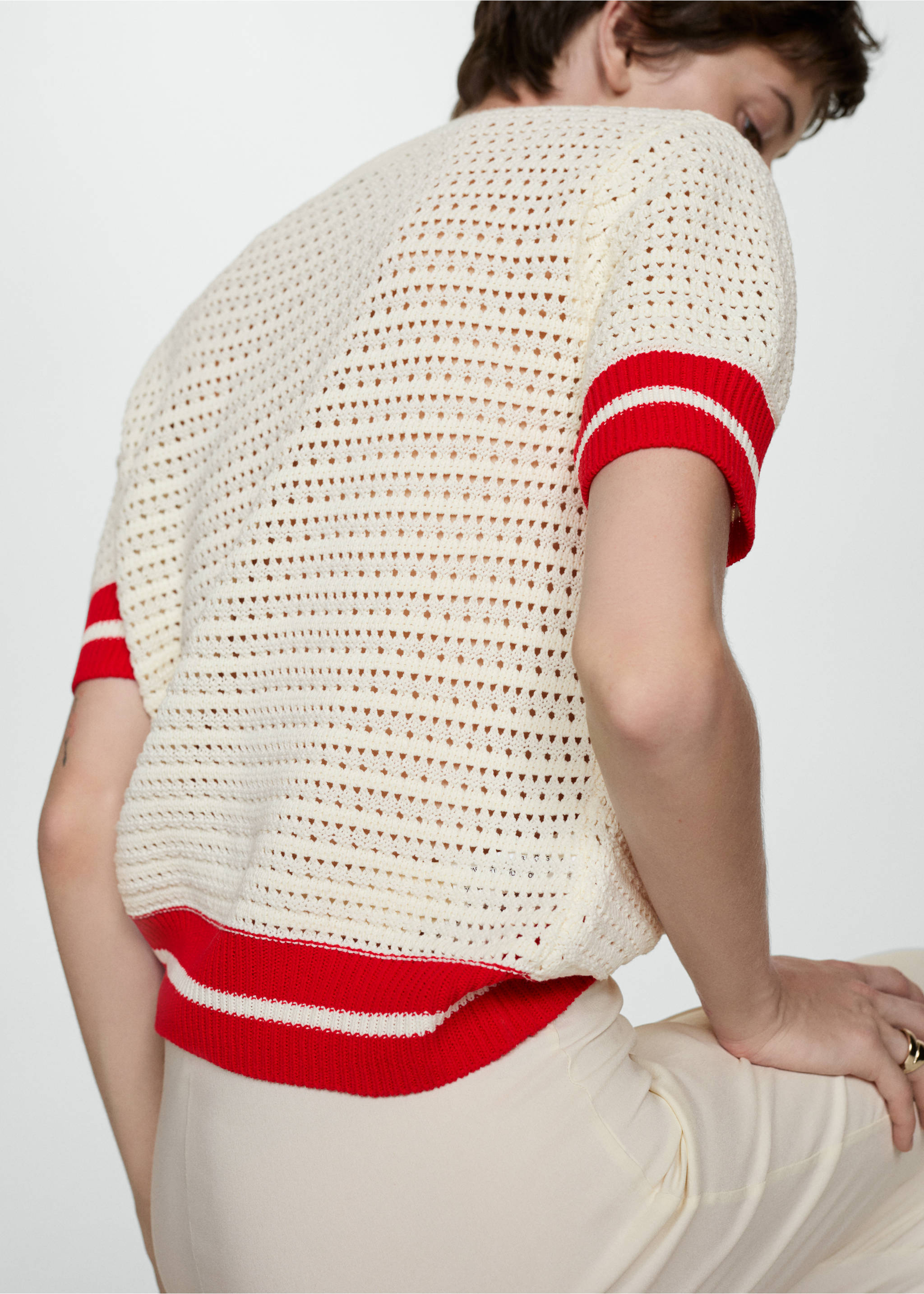 Pull-over ajouré à rayures - Verso de l’article, Rouge. Ref: 77082923-00.