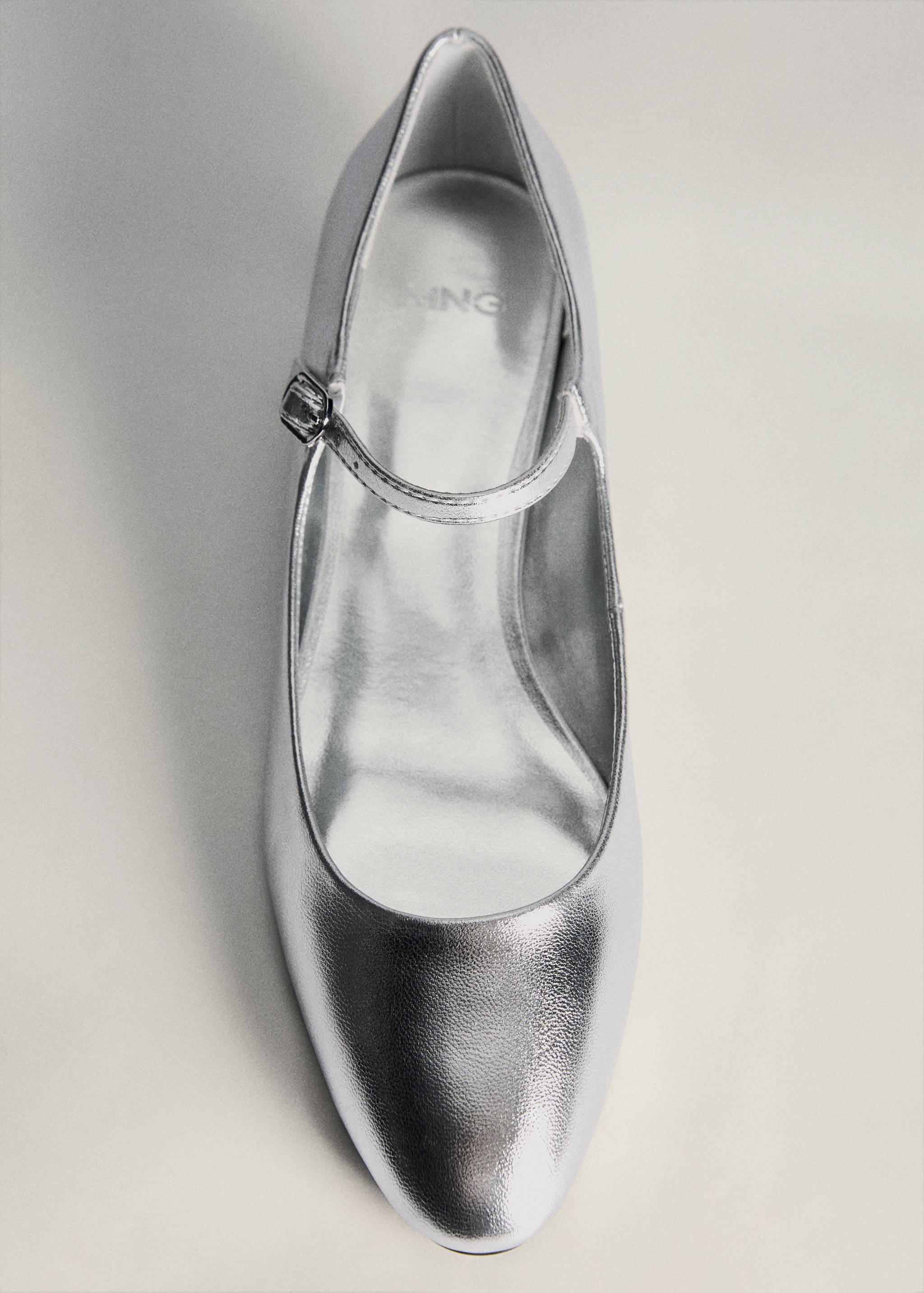 حذاء بإبزيم بكعب قطة - تفاصيل المنتج 5