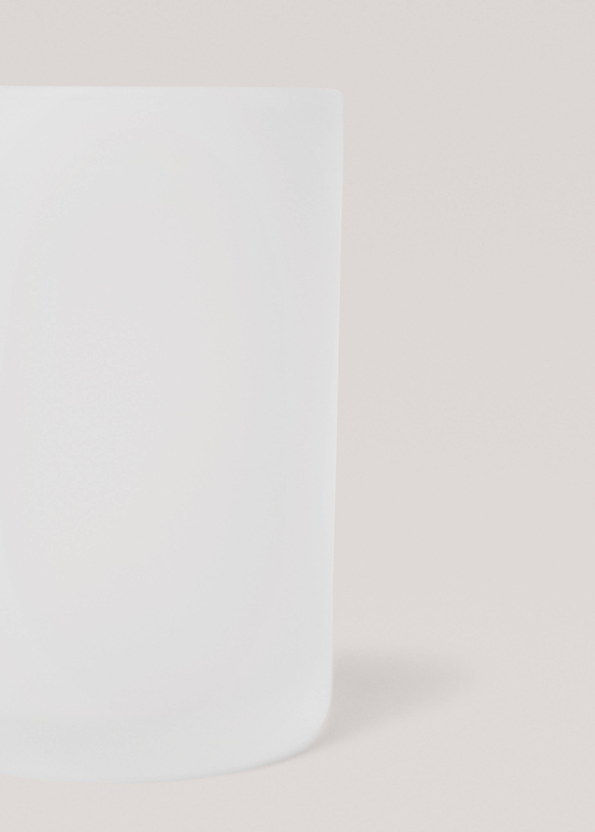 Semi-transparent bathroom tumbler - Details of the article 1
