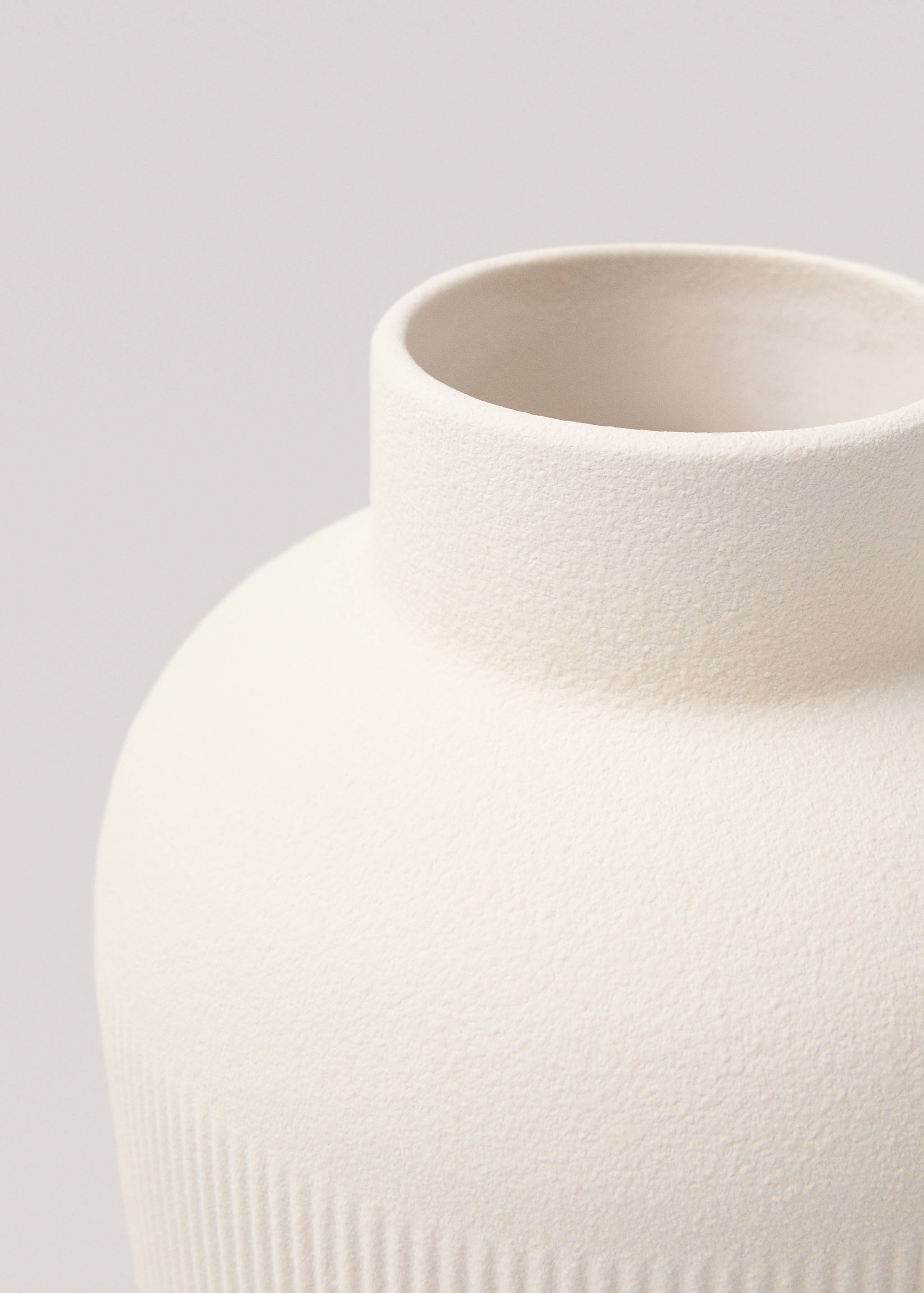 Striped stoneware vase - Details of the article 1