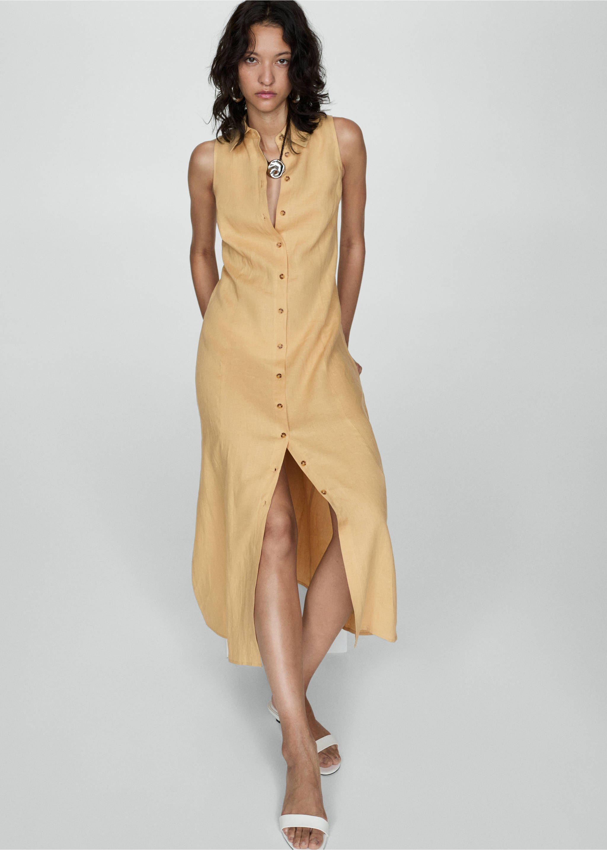 Robe chemisier lin - Détail de l'article 2, Ocre. Ref: 77083274-00.