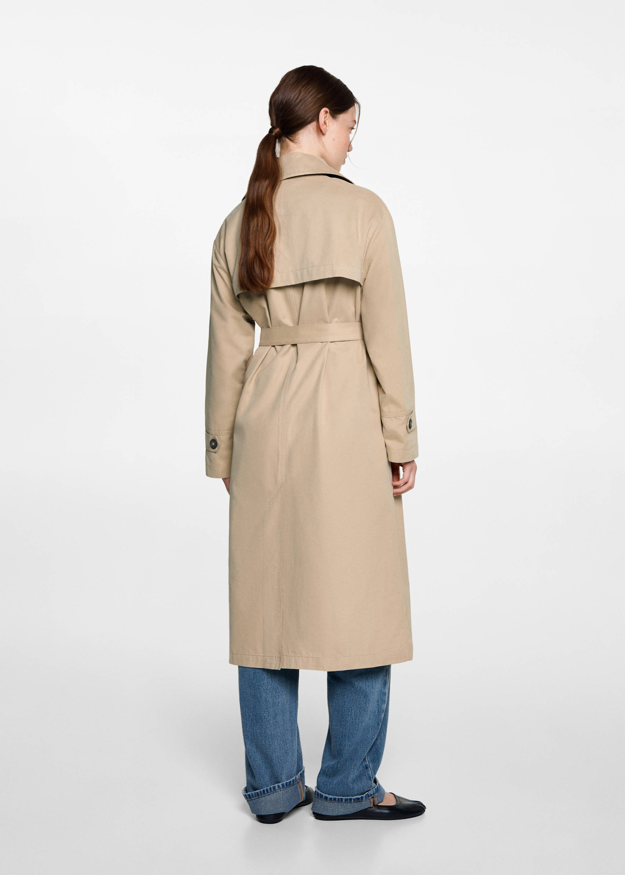 Classic trench coat with belt - Reverse of the article