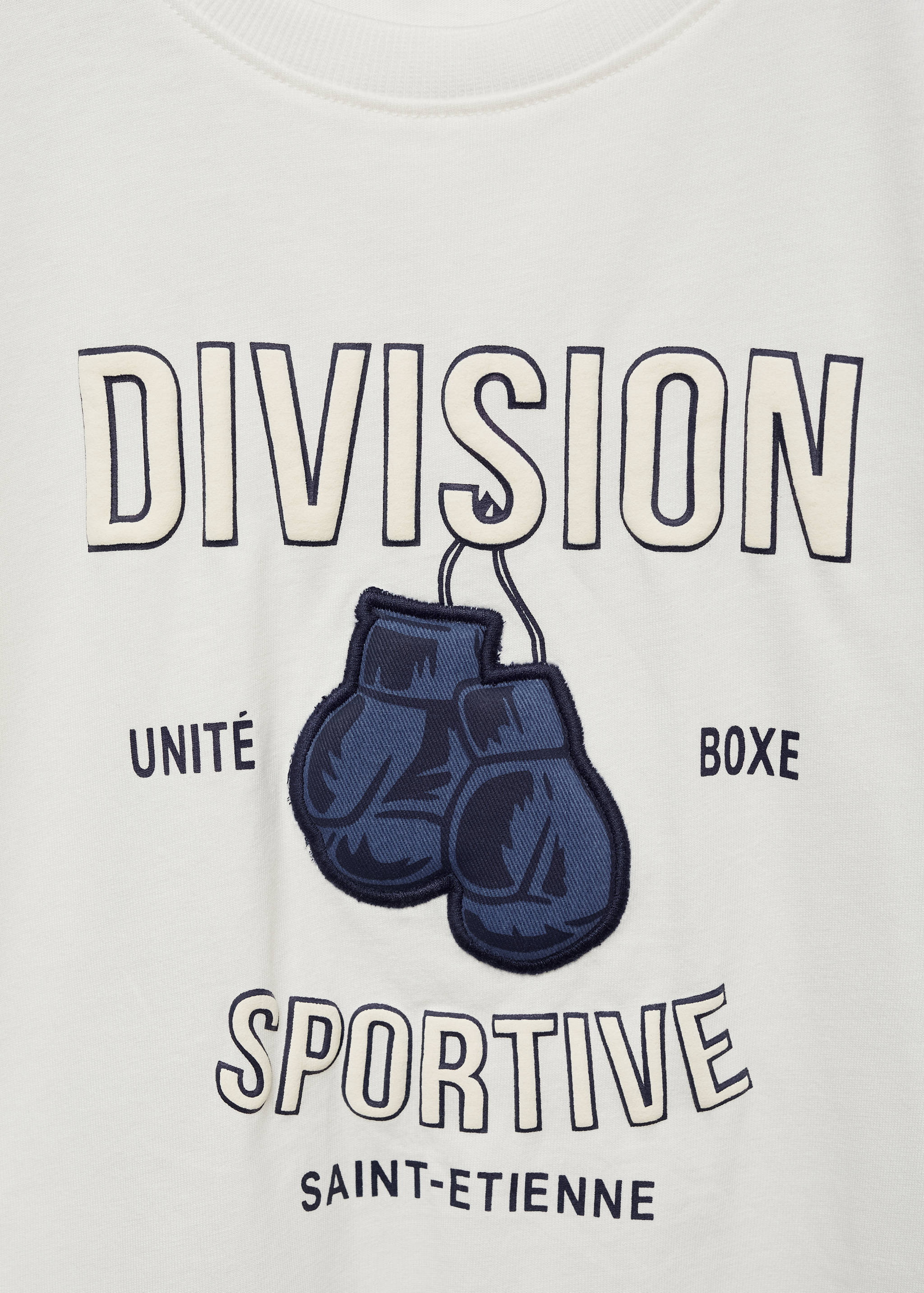 Embossed details printed t-shirt - Details of the article 8