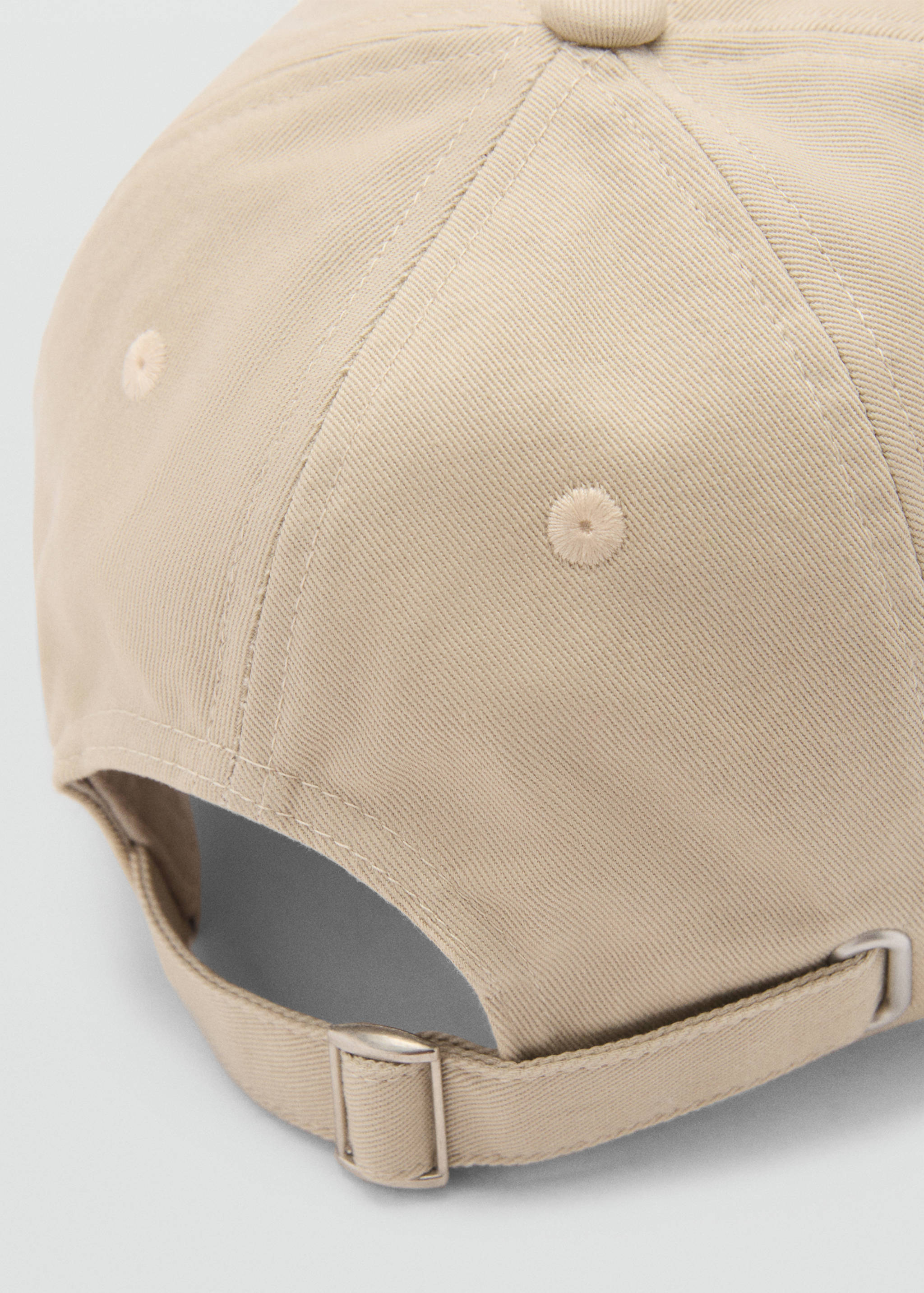 Cotton visor cap - Details of the article 1