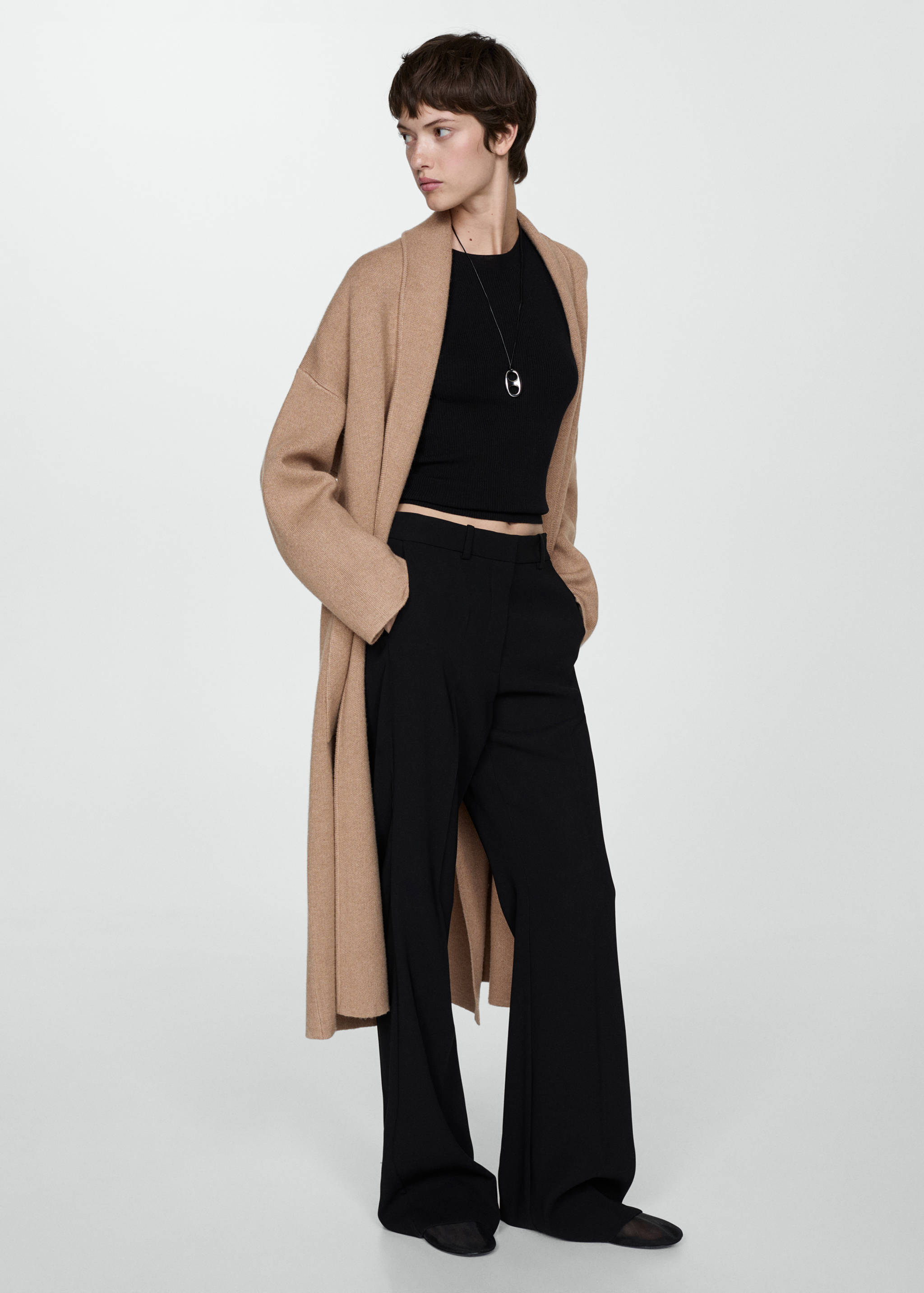 Oversized knitted coat with pockets - General plane