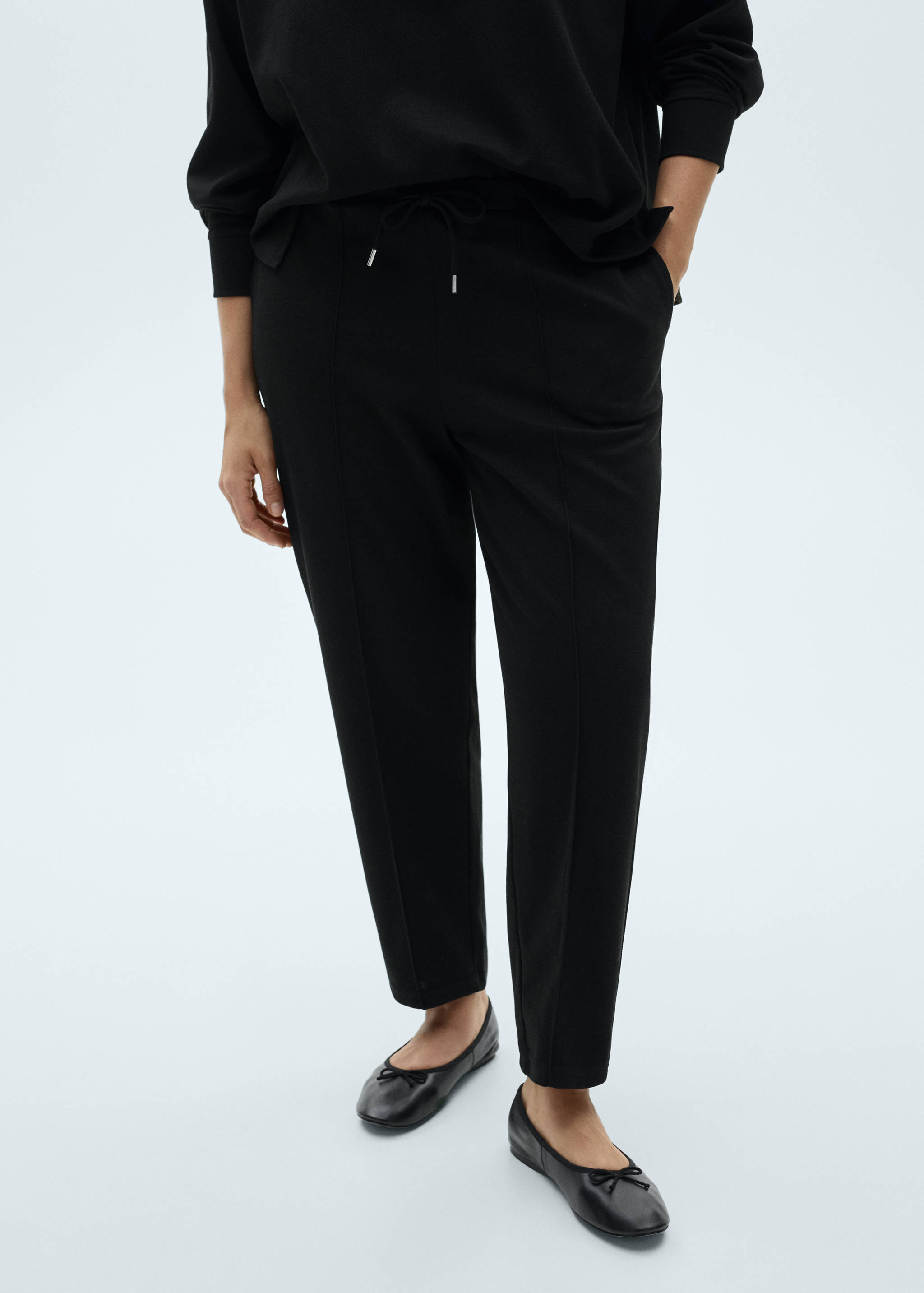 Jogger trousers with seam detail - Details of the article 5