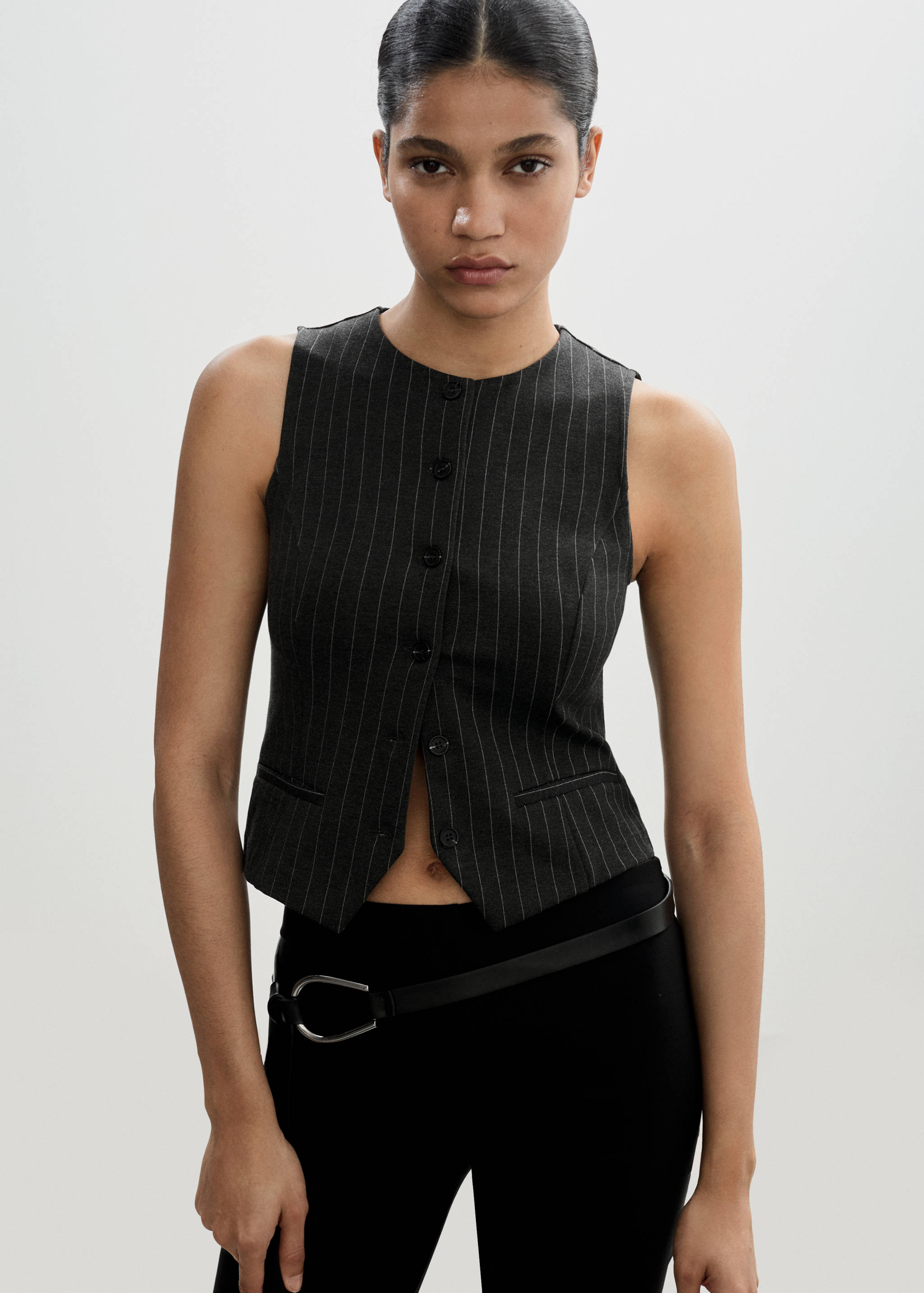 Roma knitted gilet - Details of the article 2