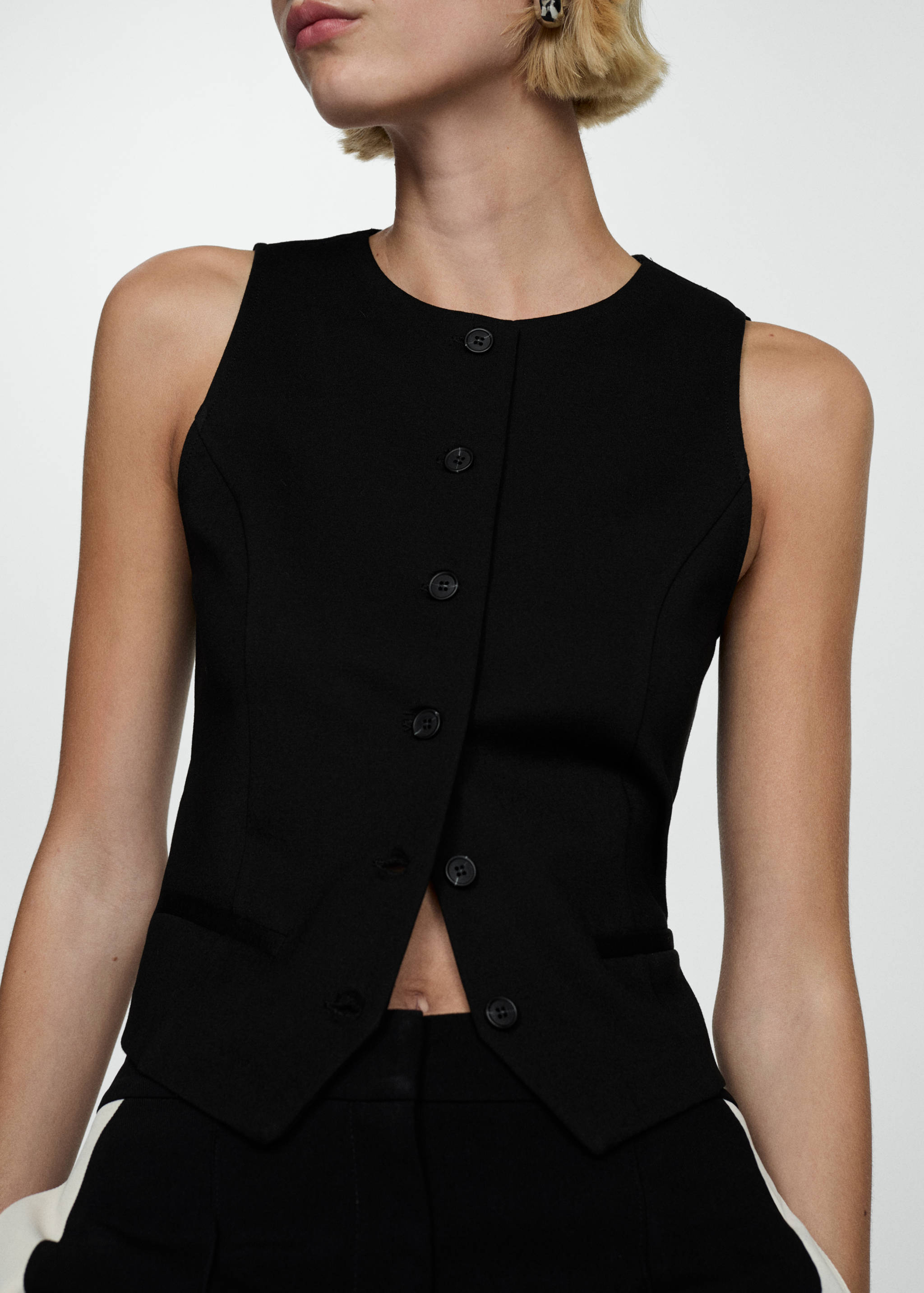 Roma knitted gilet - Details of the article 6