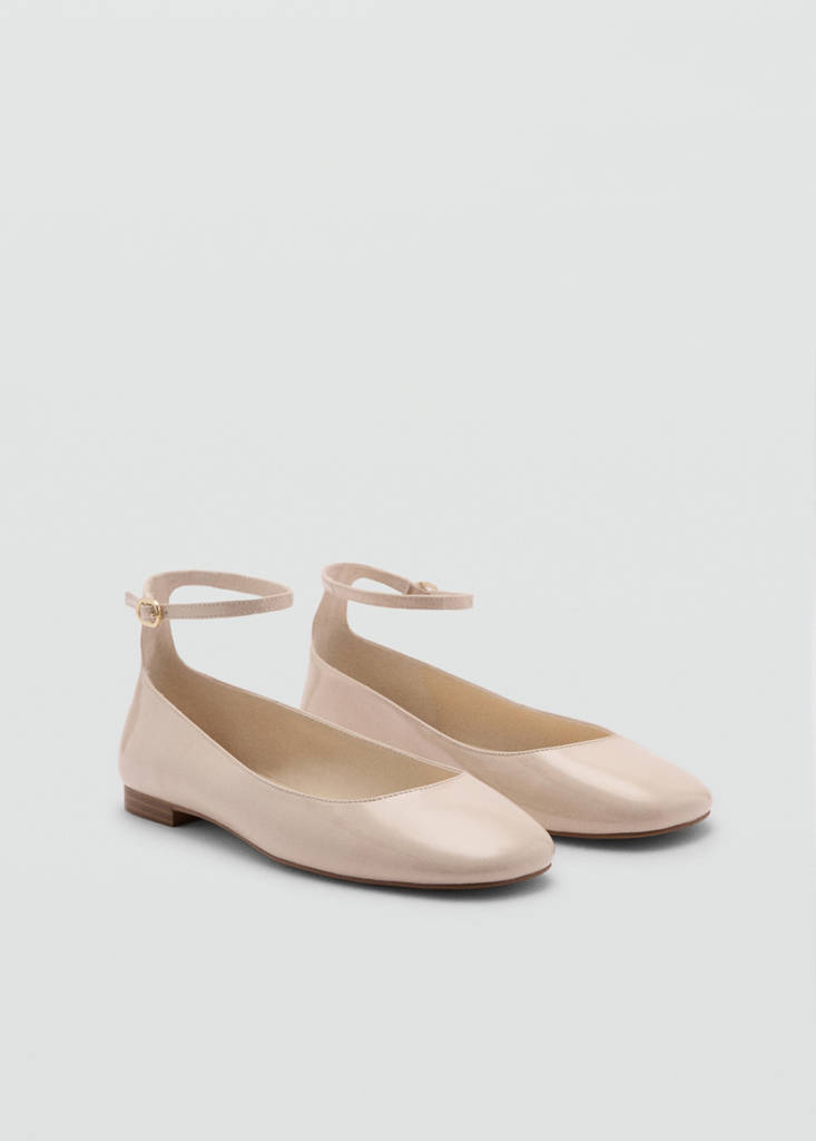 Patent leather-effect ballet flats — Beige