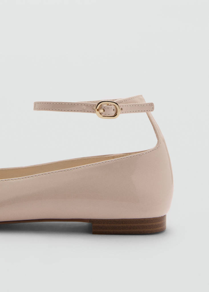 Patent leather-effect ballet flats — Beige