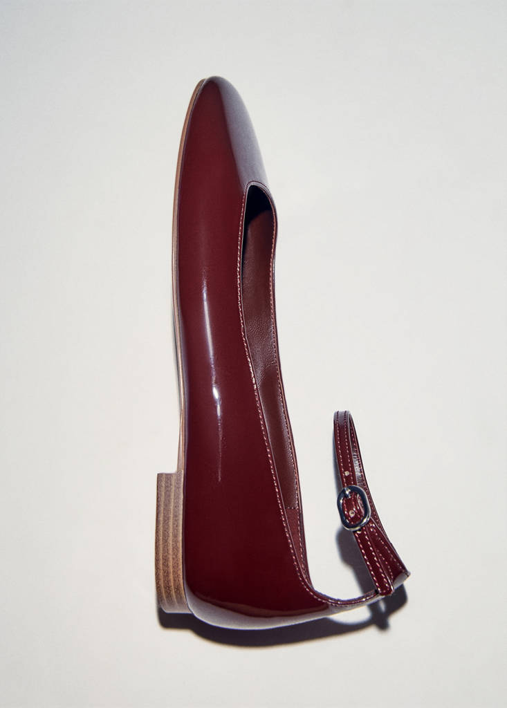 Patent leather-effect ballet flats — Burgundy