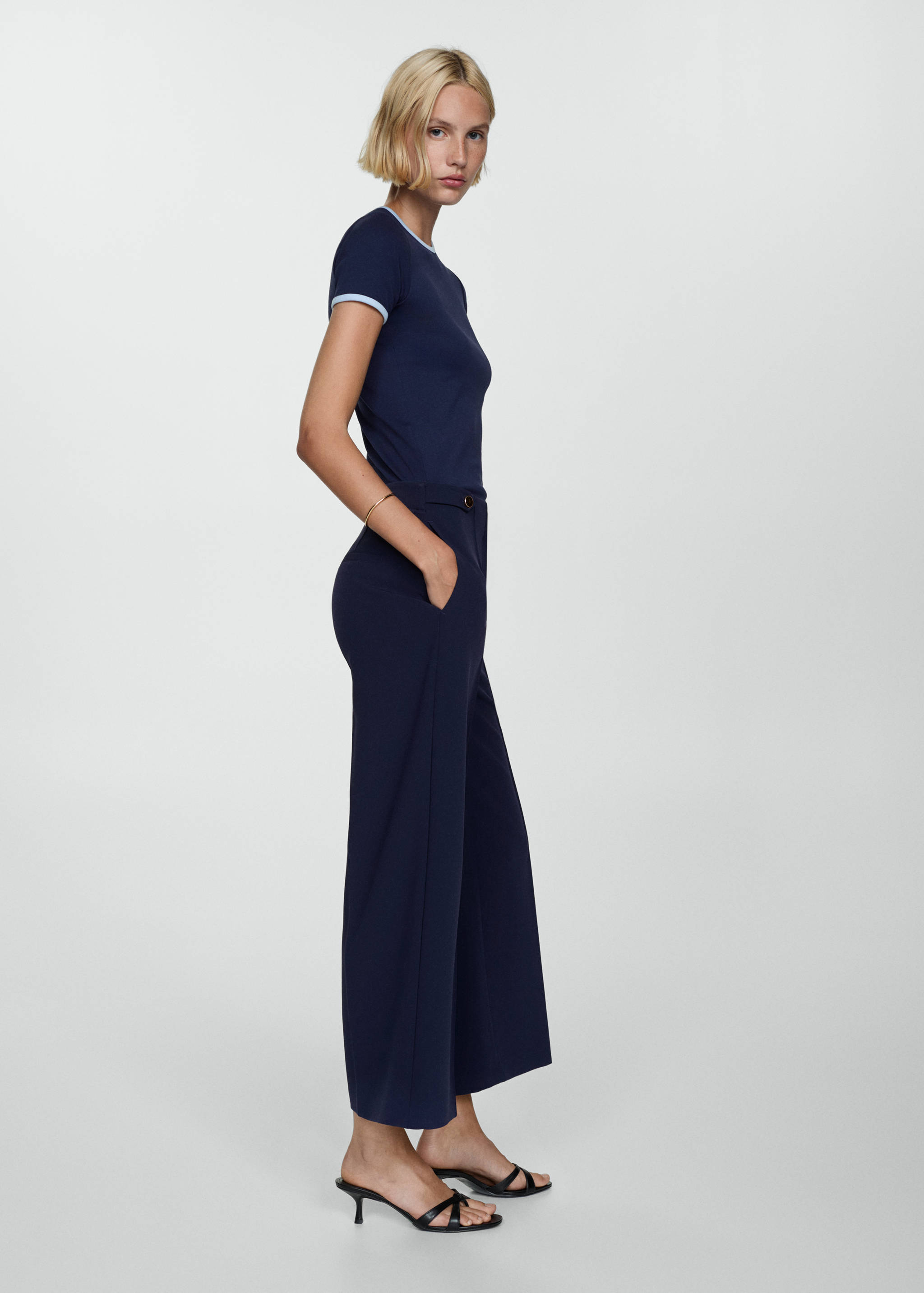 Pantalón recto botones - Detalle del artículo 2