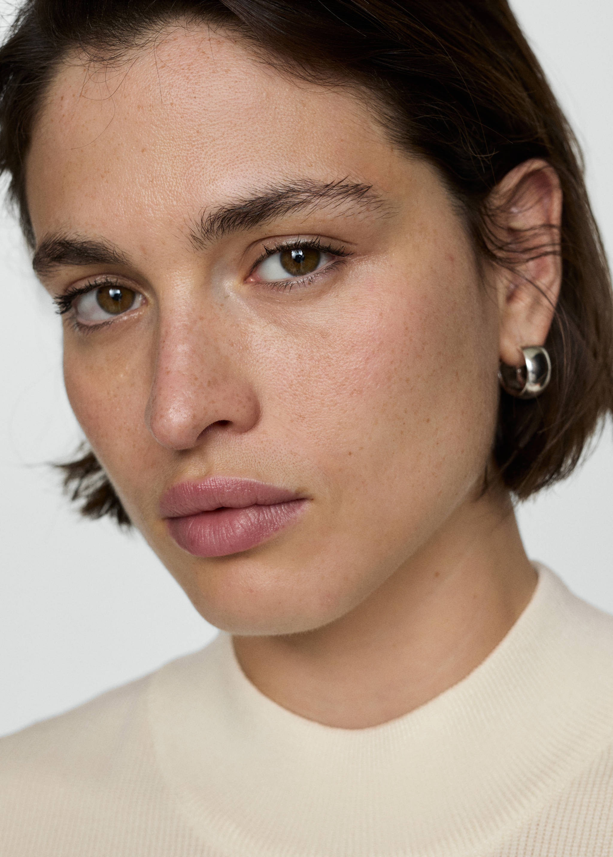 Perkins-neck knitted dress - Details of the article 4