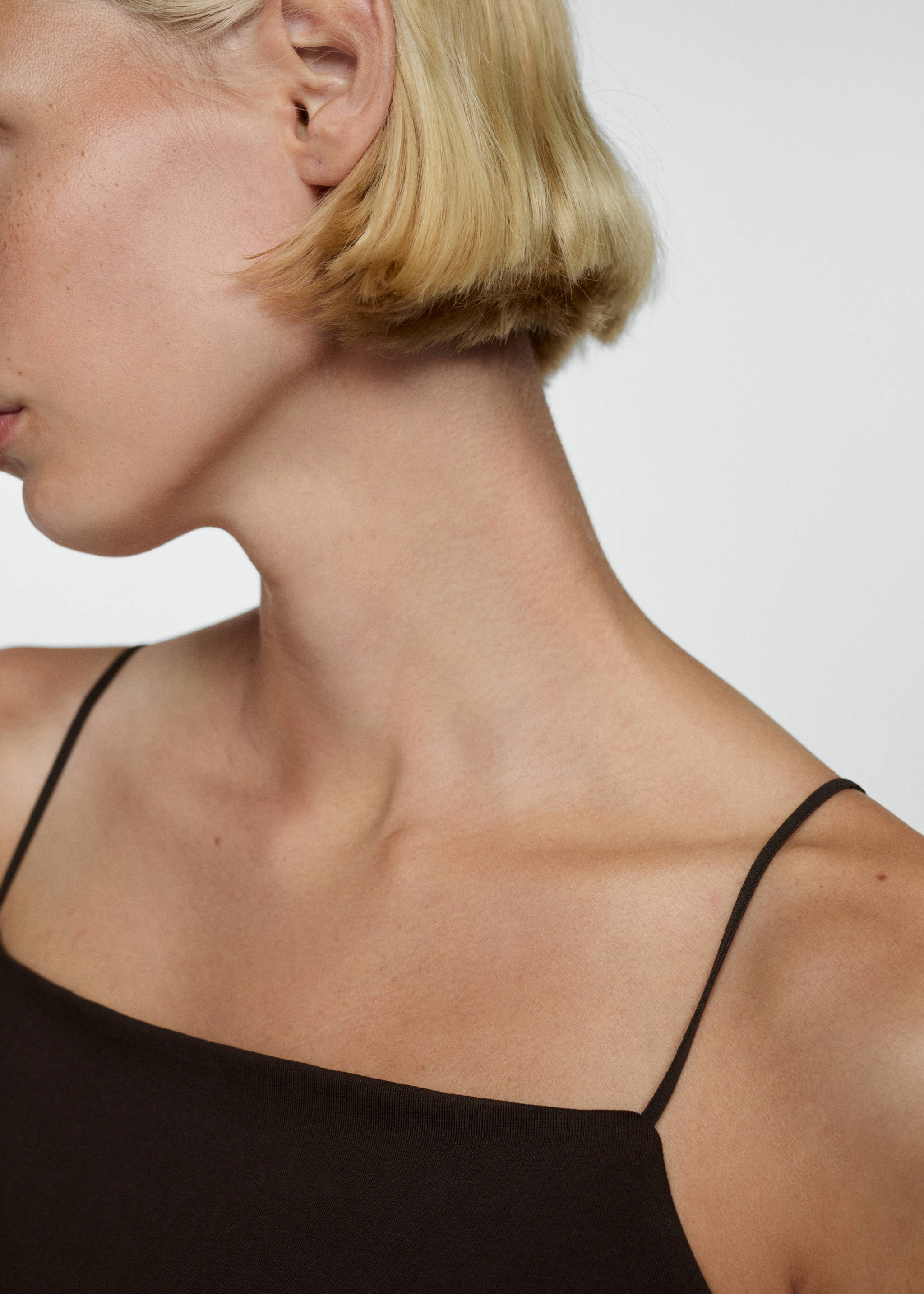 Top tirantes cuello recto - Detalle del artículo 6