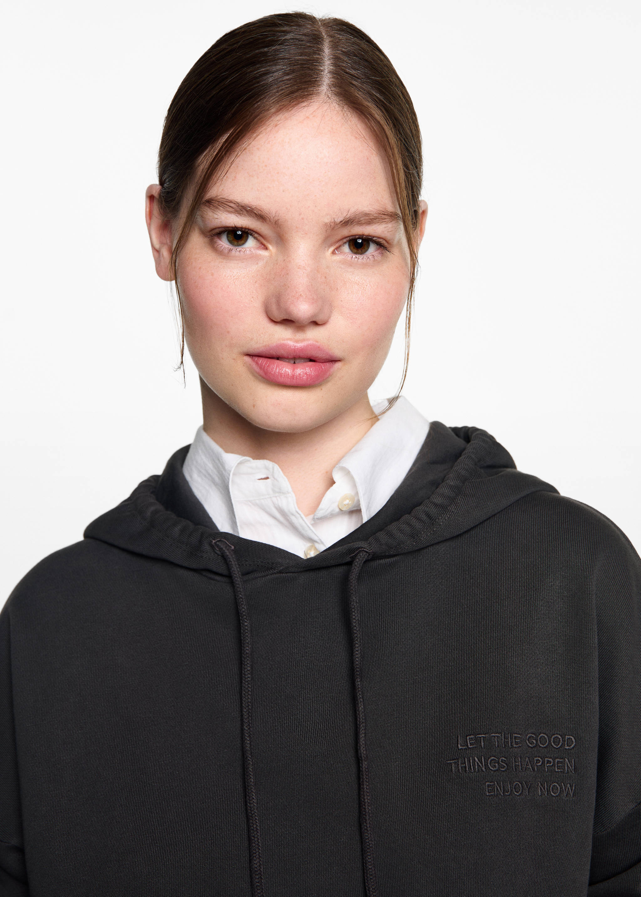 Sudadera capucha bordado - Detalle del artículo 1