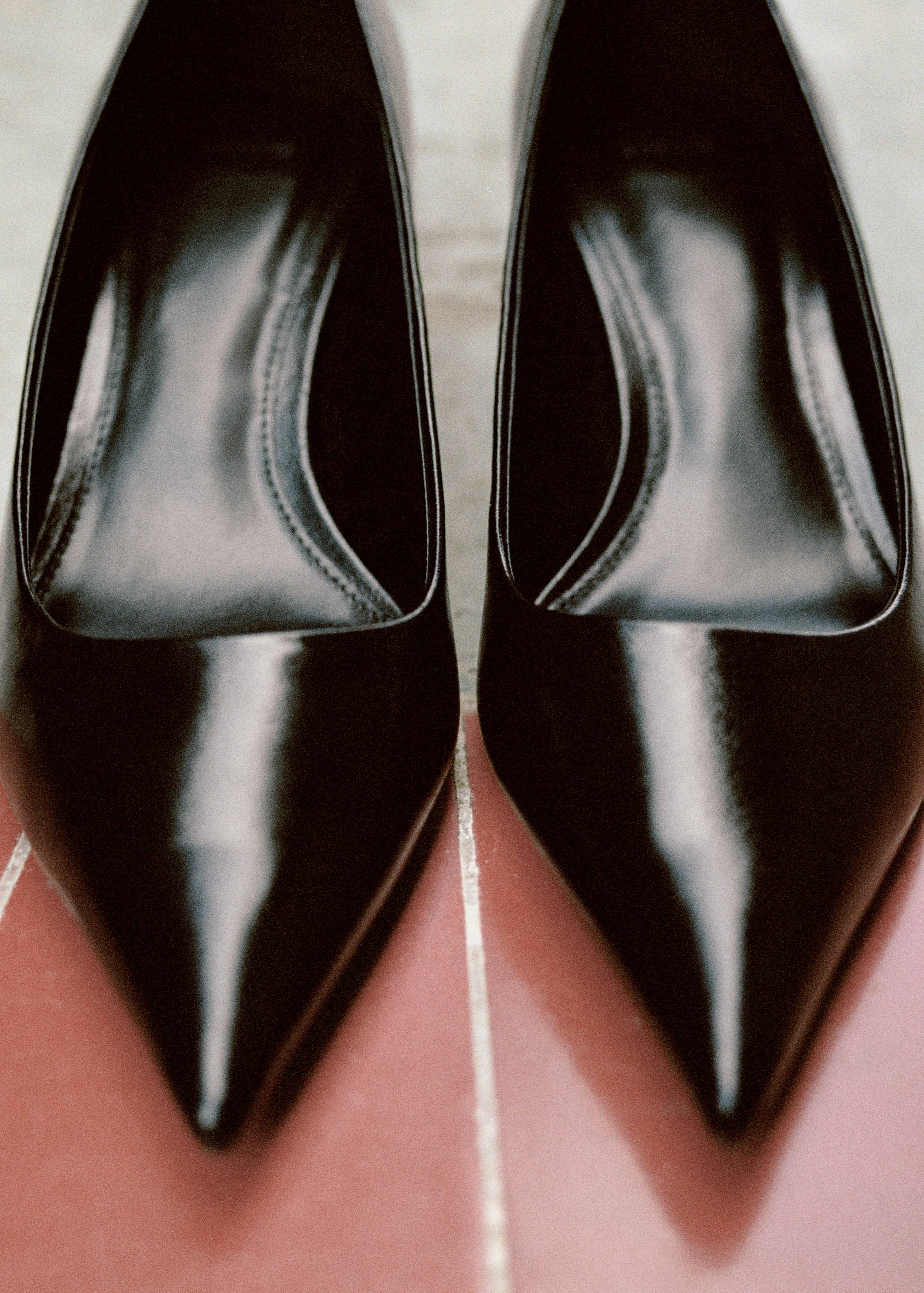 Kitten heel shoes - General plane