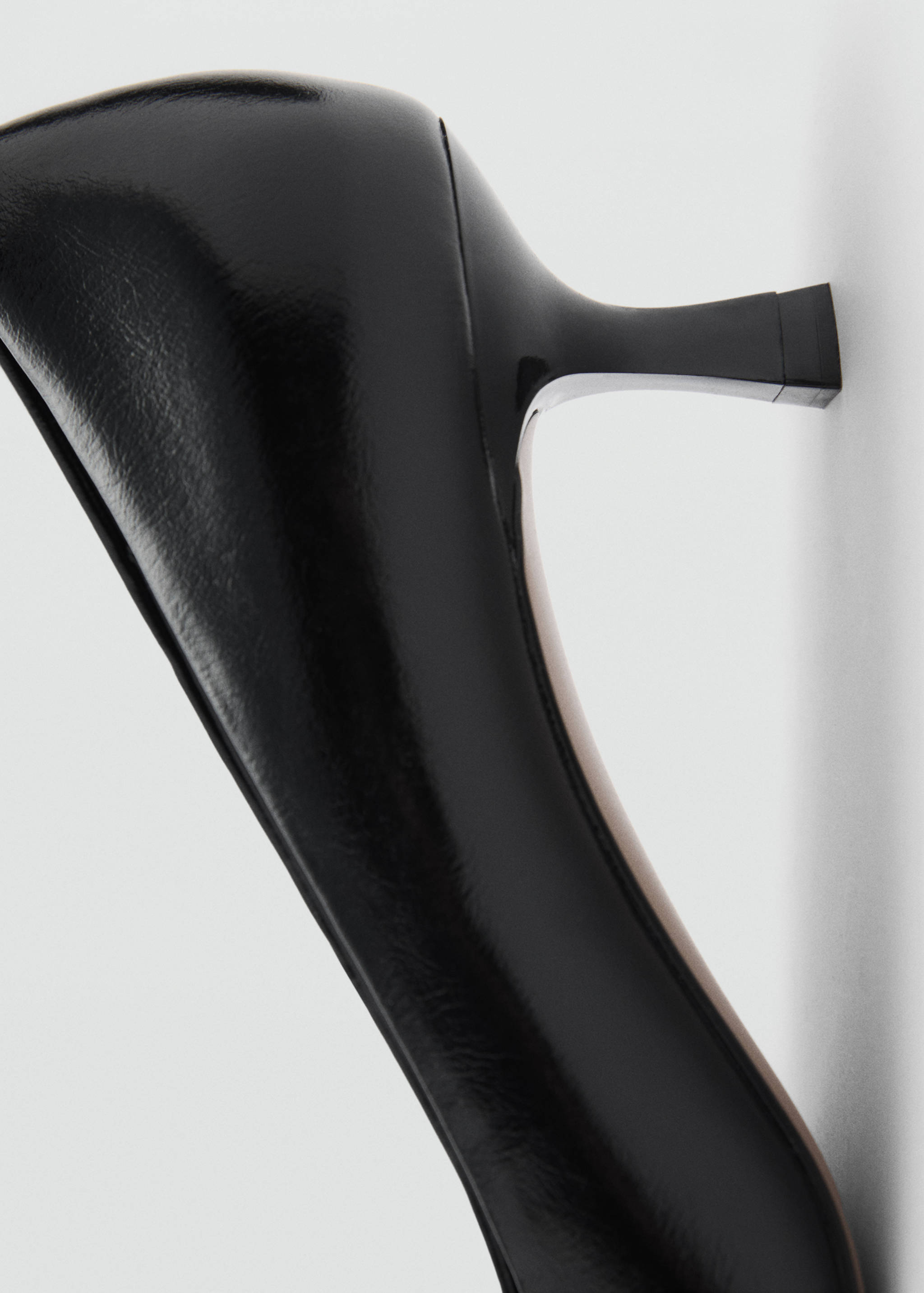 Kitten heel shoes - Details of the article 1