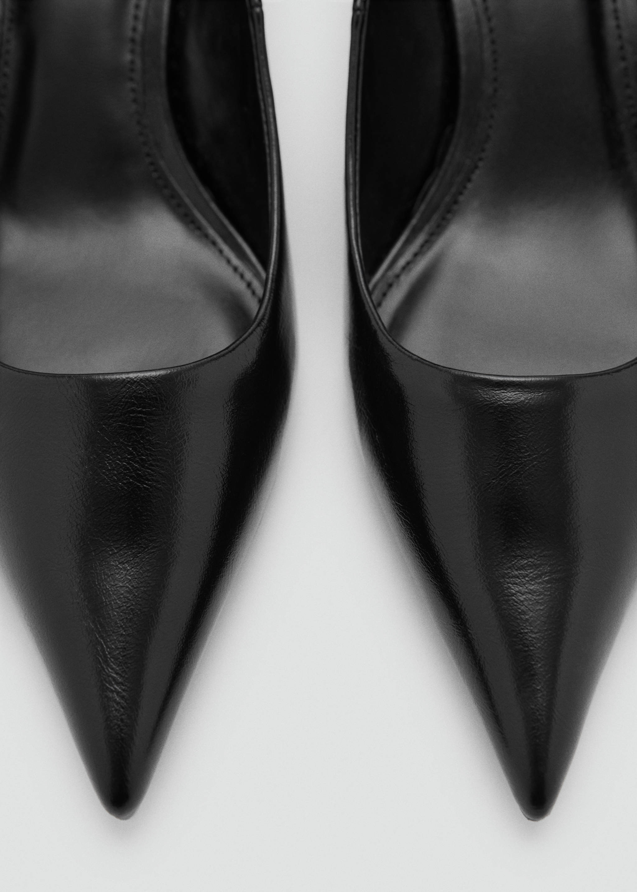 Kitten heel shoes - Details of the article 2
