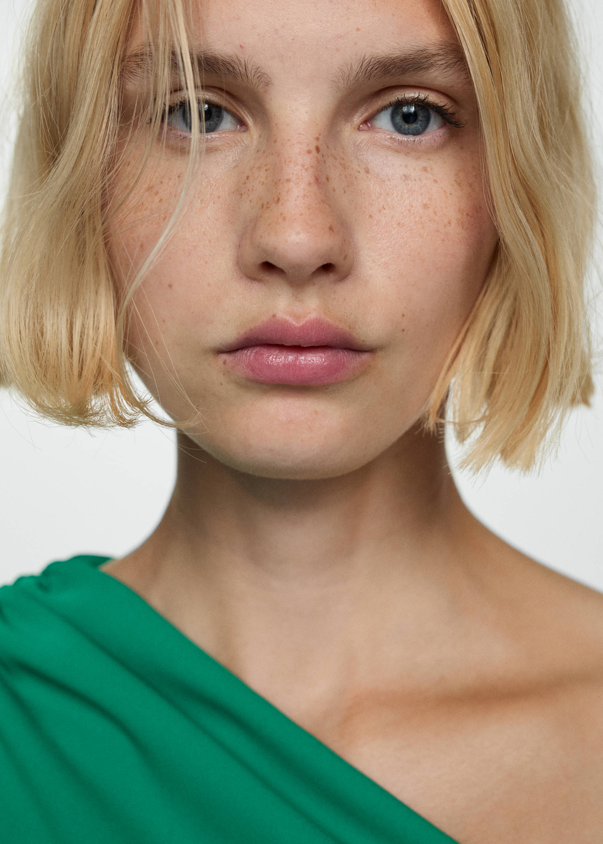 Asymmetric dress with draped details - Details of the article 1