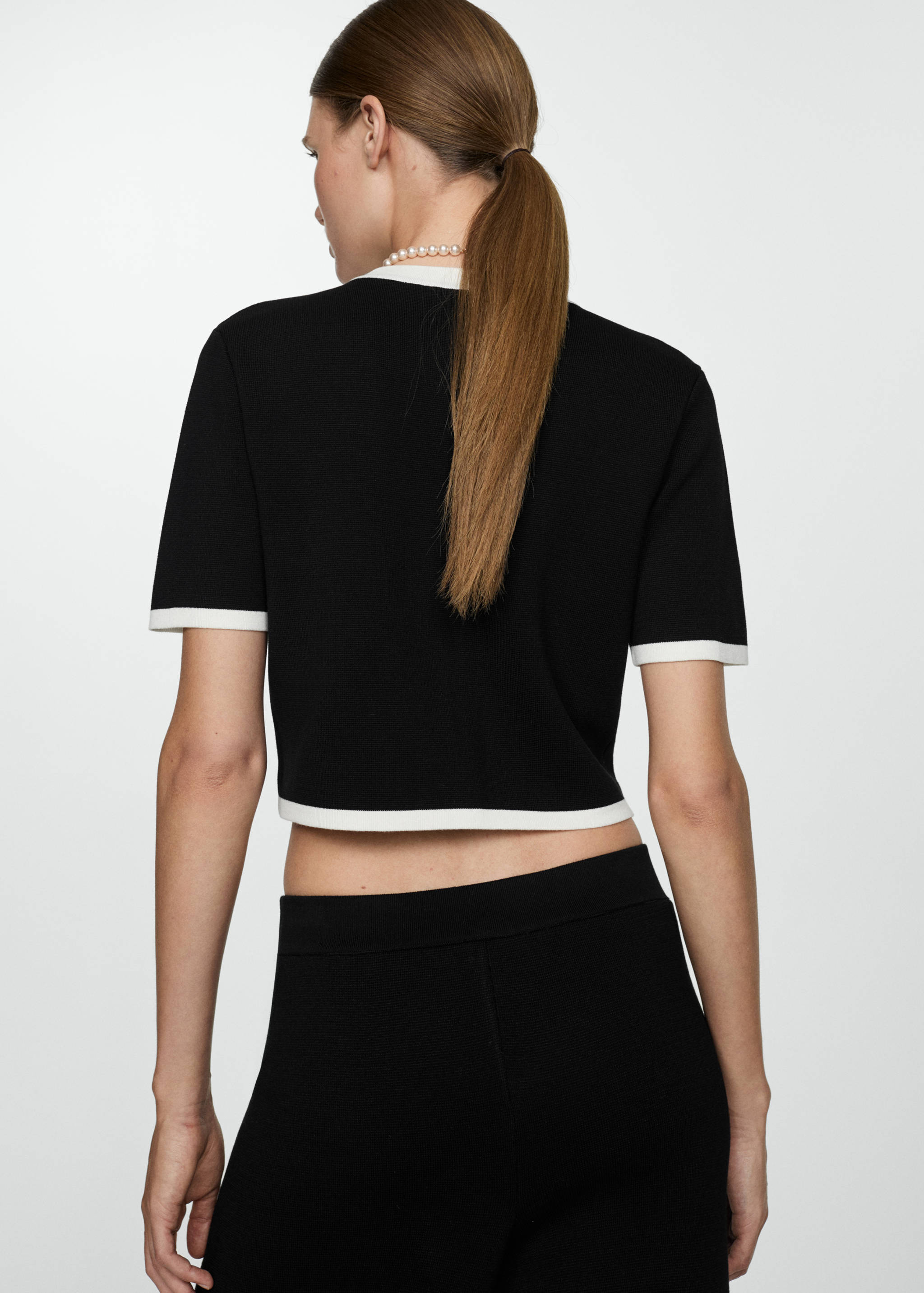 Short-sleeved cardigan with contrasting trims - Reverse of the article