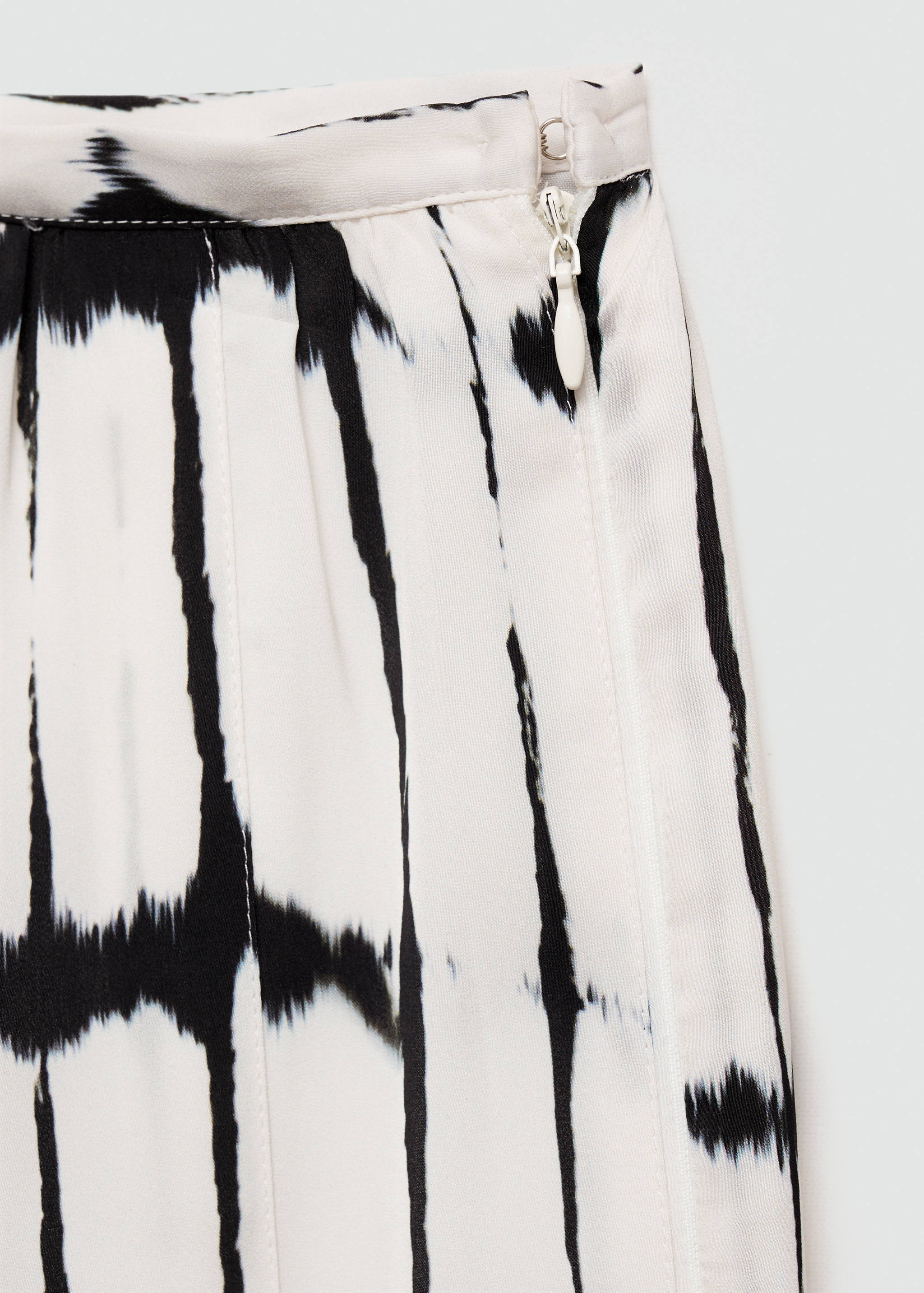 Long striped skirt - Details of the article 8
